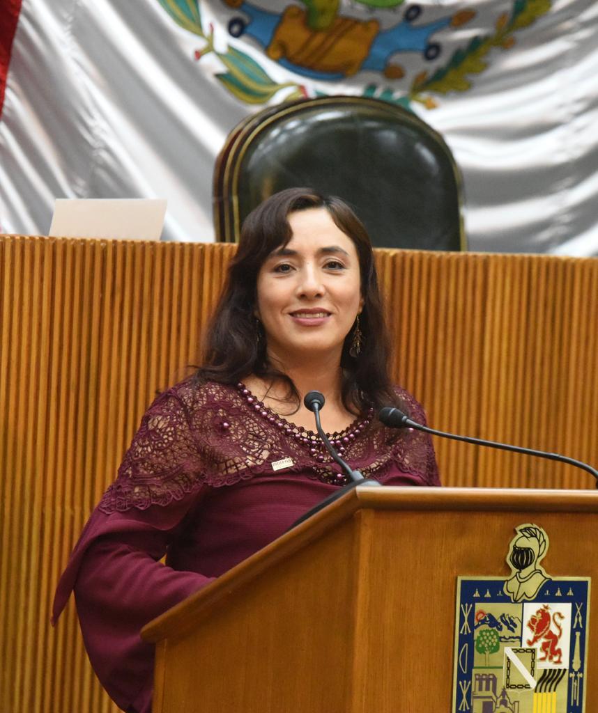 Presenta Diputada Julia Espinosa de los Monteros Iniciativa de Ley con proyecto de decreto para regular la emisión a la atmósfera de partículas de los hornos crematorios.