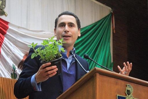 LUIS SUSARREY ch.jpg