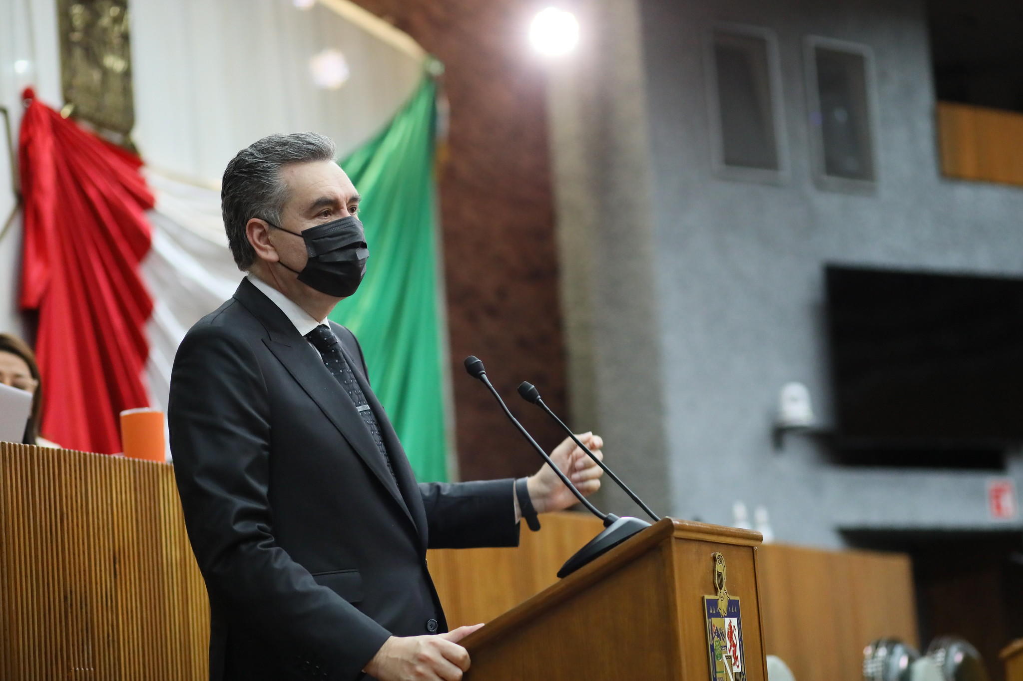 LE PONE WALDO FERNÁNDEZ CASCABEL AL GATO AL PONERLE PLAZO; FIJA PLAZO DE UN AÑO PARA AVANCES