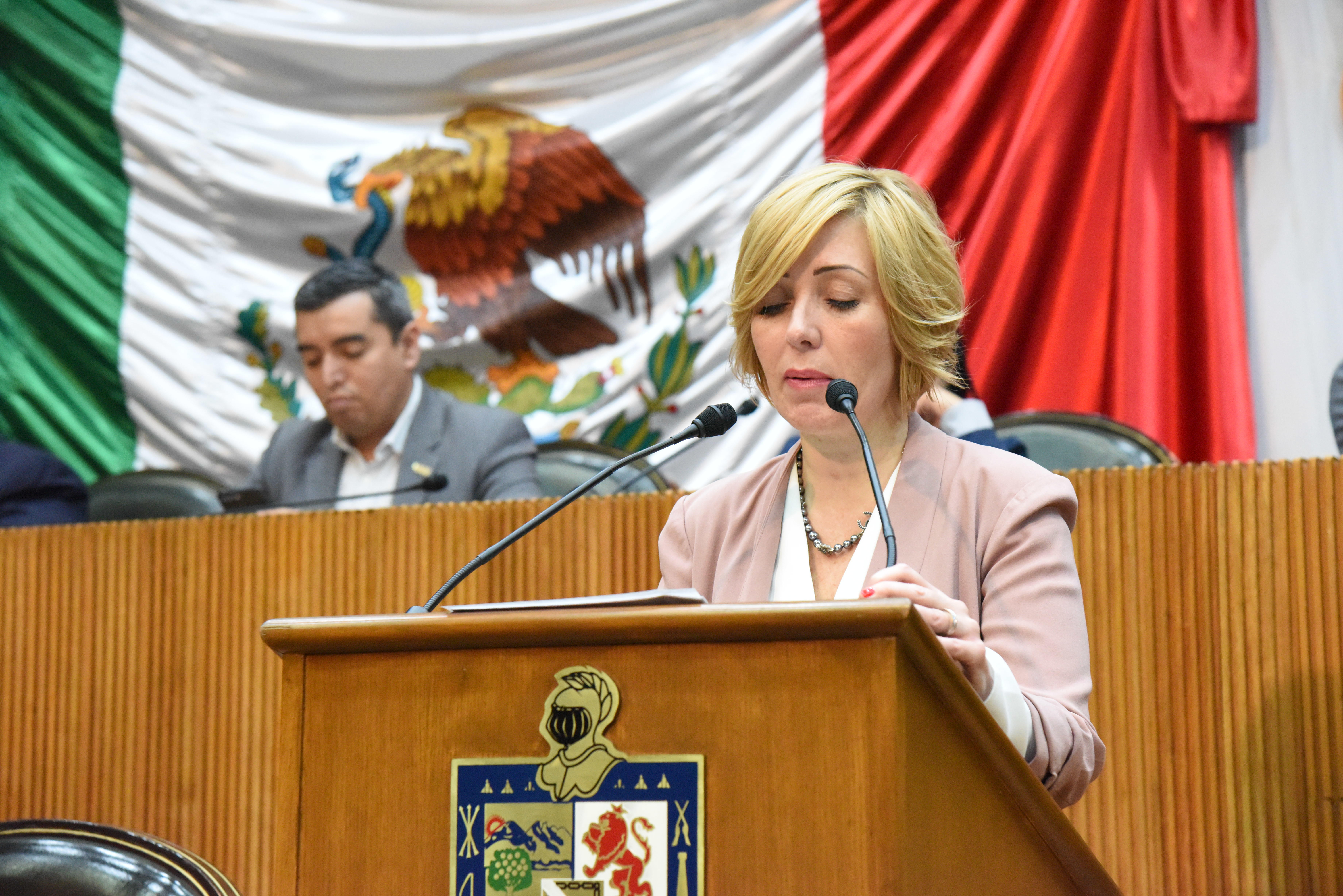 Busca reconocer el derecho de las personas con discapacidad a ejercer su capacidad jurídica.