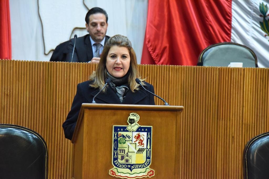 Pide diputada Delfina de los Santos se creen programas de recolección de basura electrónica