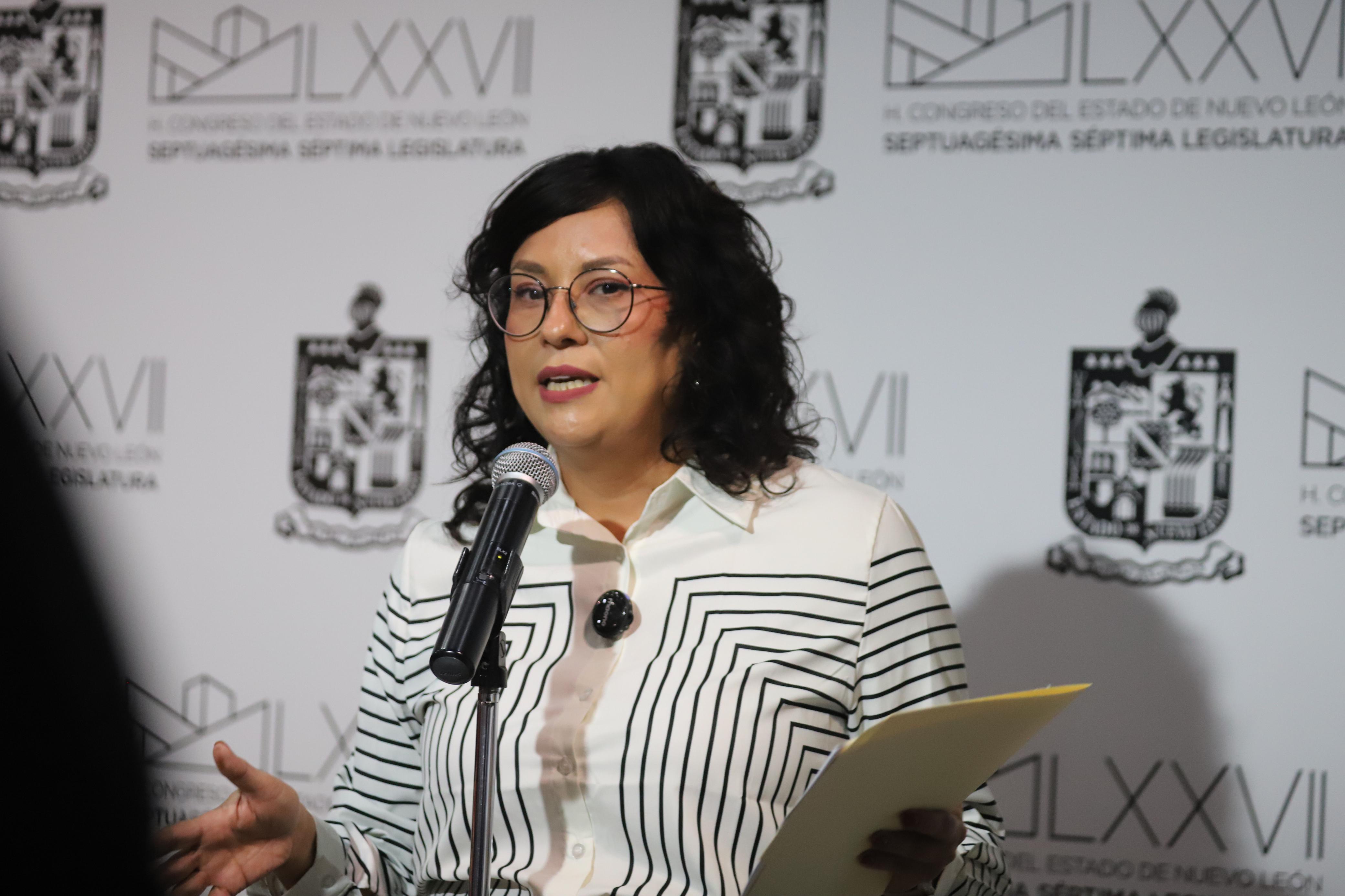 GRECIA BENAVIDES PRESENTA EXHORTO PARA REVISAR EL IMPACTO SOCIAL DE LA DEUDA DE LA REA