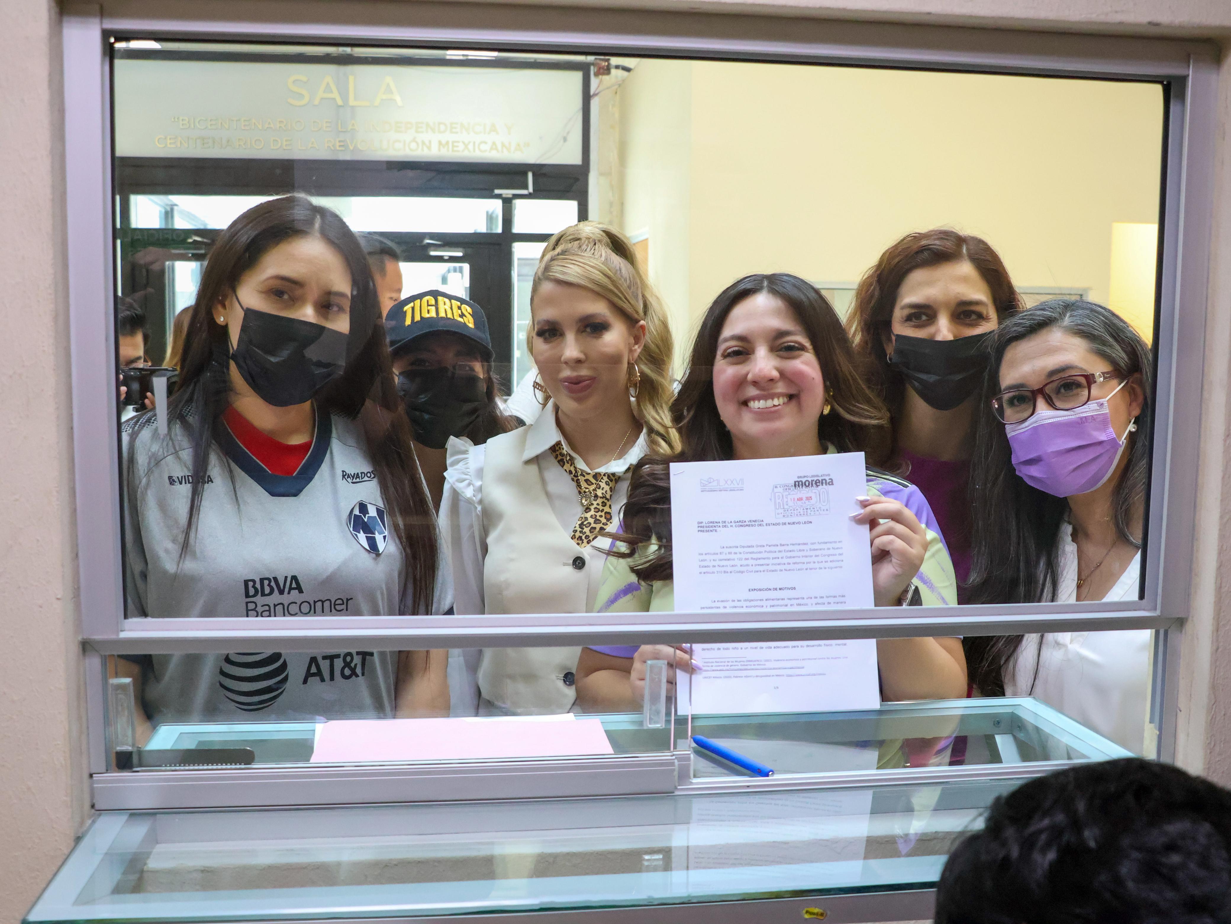 PRESENTA GRETA BARRA INICIATIVA PARA LIMITAR ACCESO A DEUDORES ALIMENTARIOS A ESTADIOS