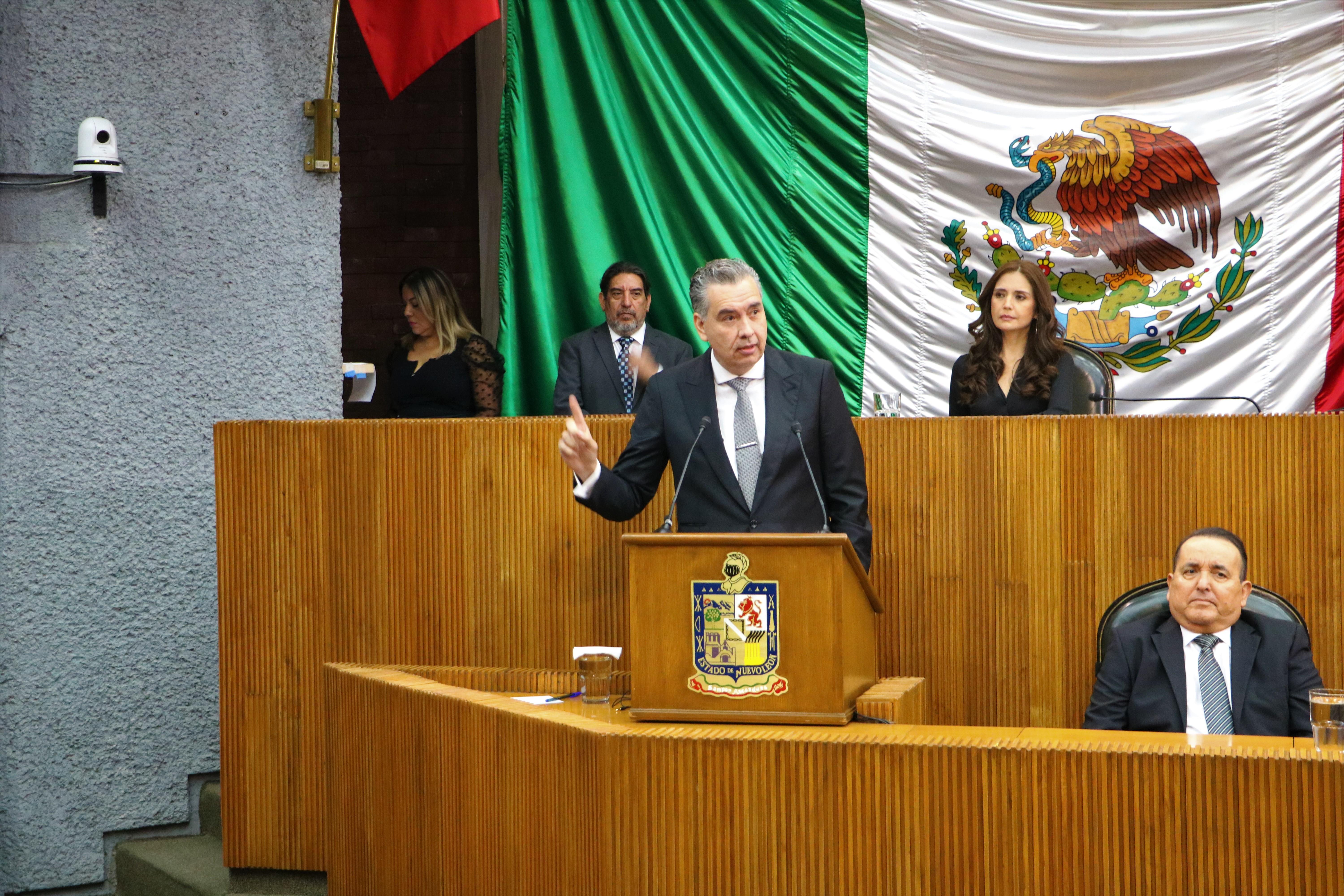 EXIGE WALDO FERNÁNDEZ INFORMACIÓN SOBRE BENEFICIOS A POLICÍAS DE FUERZA CIVIL