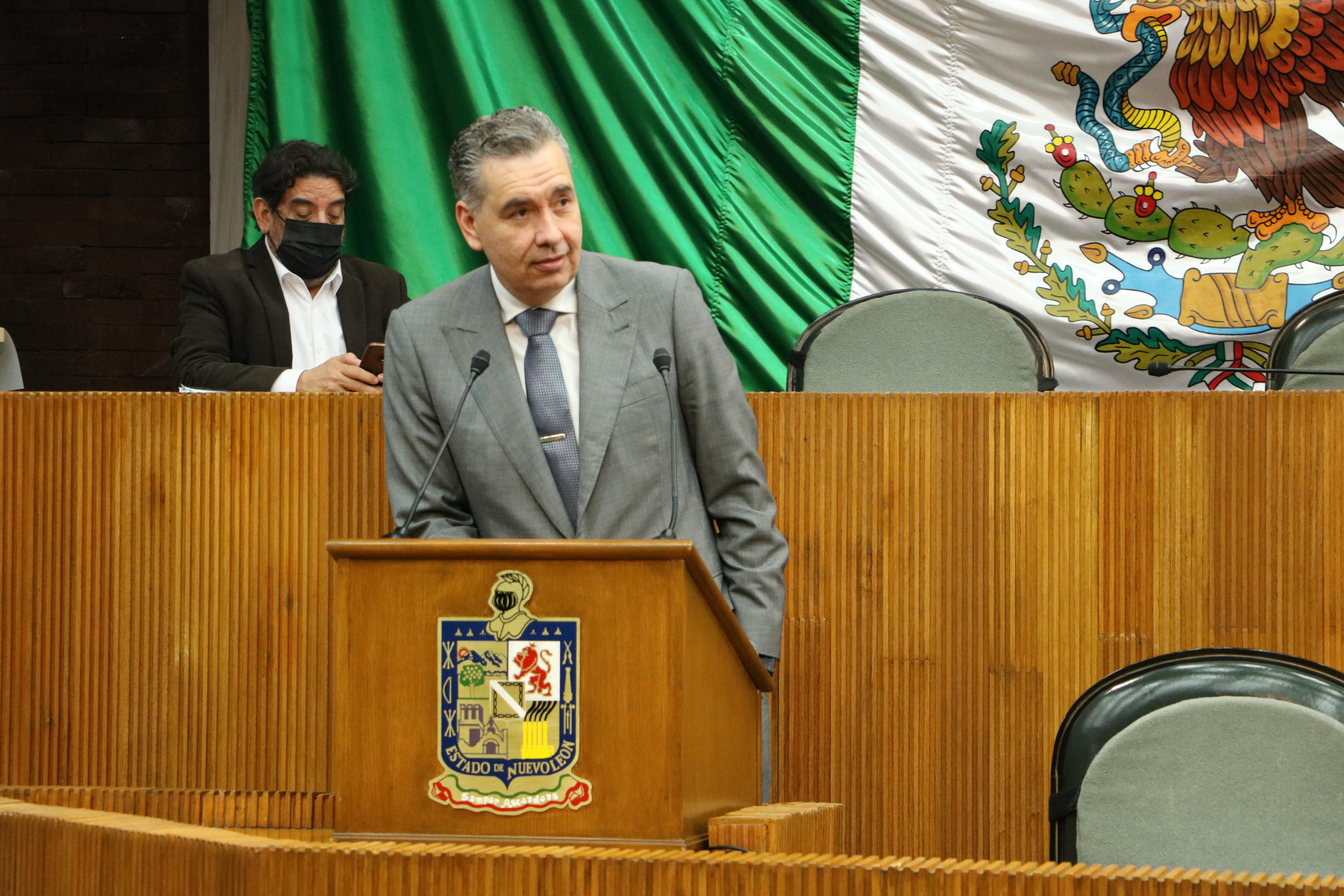 PIDE WALDO FERNÁNDEZ REVISAR LAS CONDICIONES LABORALES DE LOS TRABAJADORES DE EMPRESAS DE SEGURIDAD PRIVADA