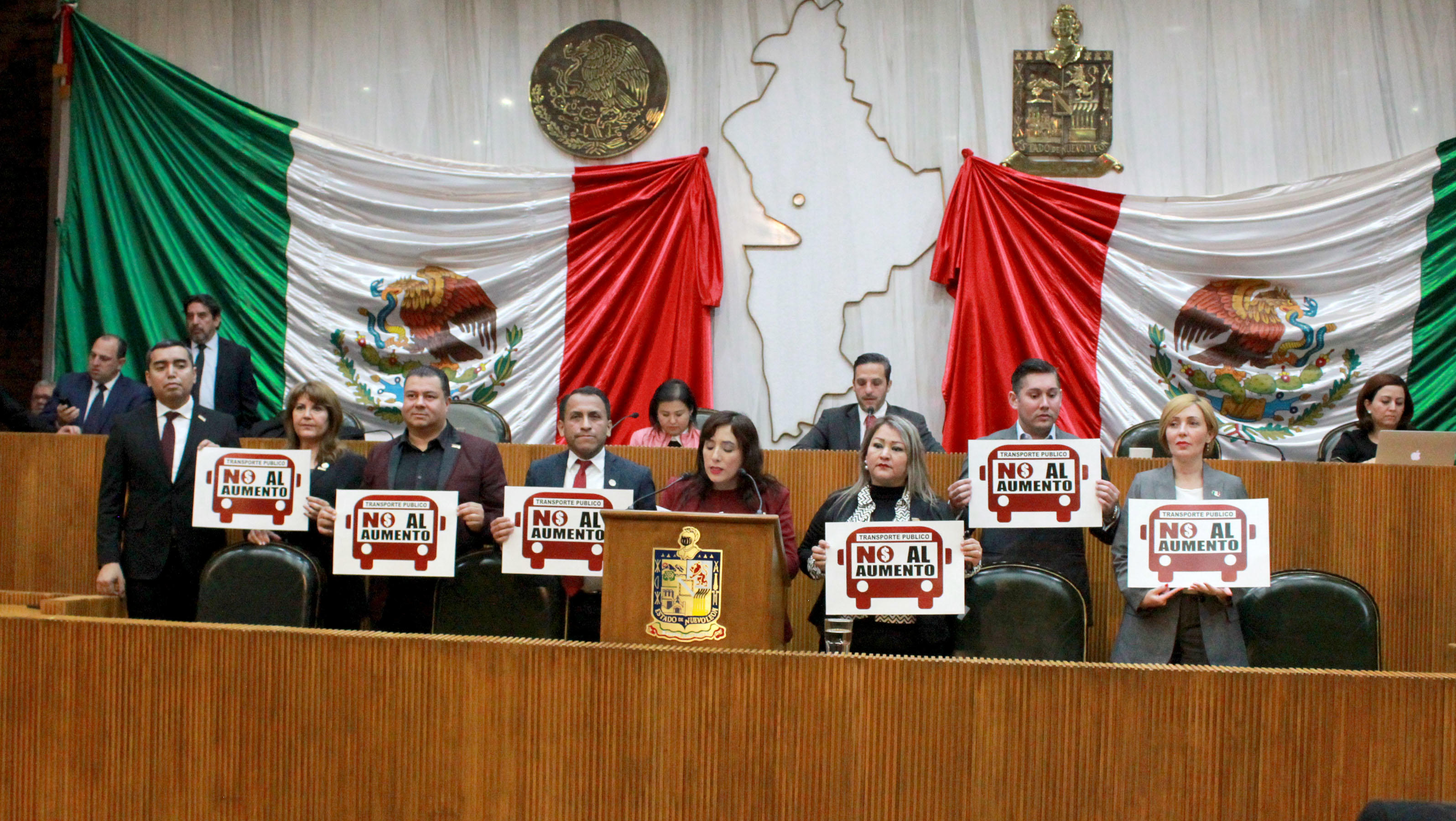 Diputados del Grupo Legislativo Morena hacen un llamado al Director de la AET para la racionalización y modernización del Sistema de transporte público para que comparezca en Pleno sobre su actuación al frente de la Agencia.