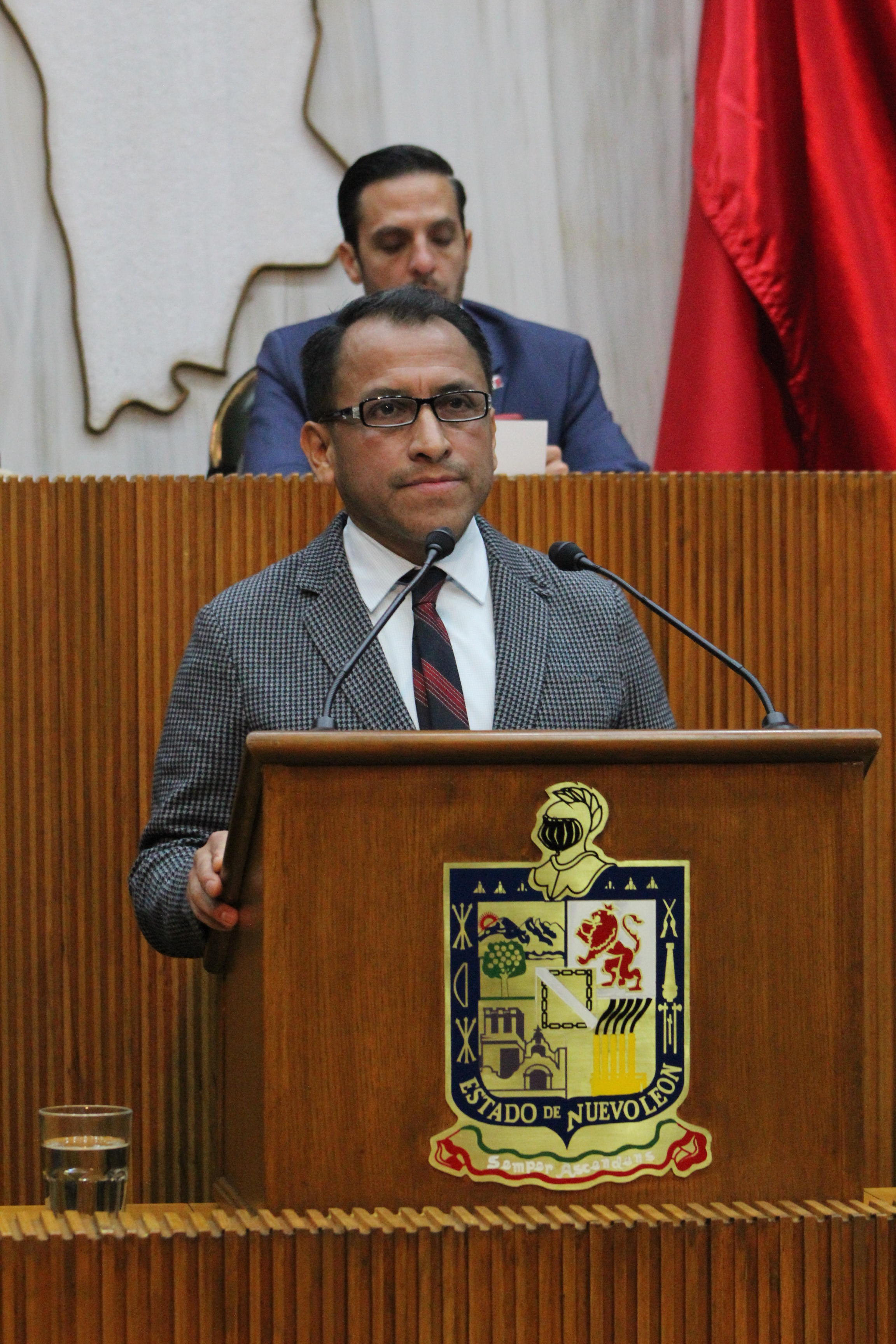 Diputado Luis Armando Torres busca reconocer derechos laborales de las trabajadoras del hogar