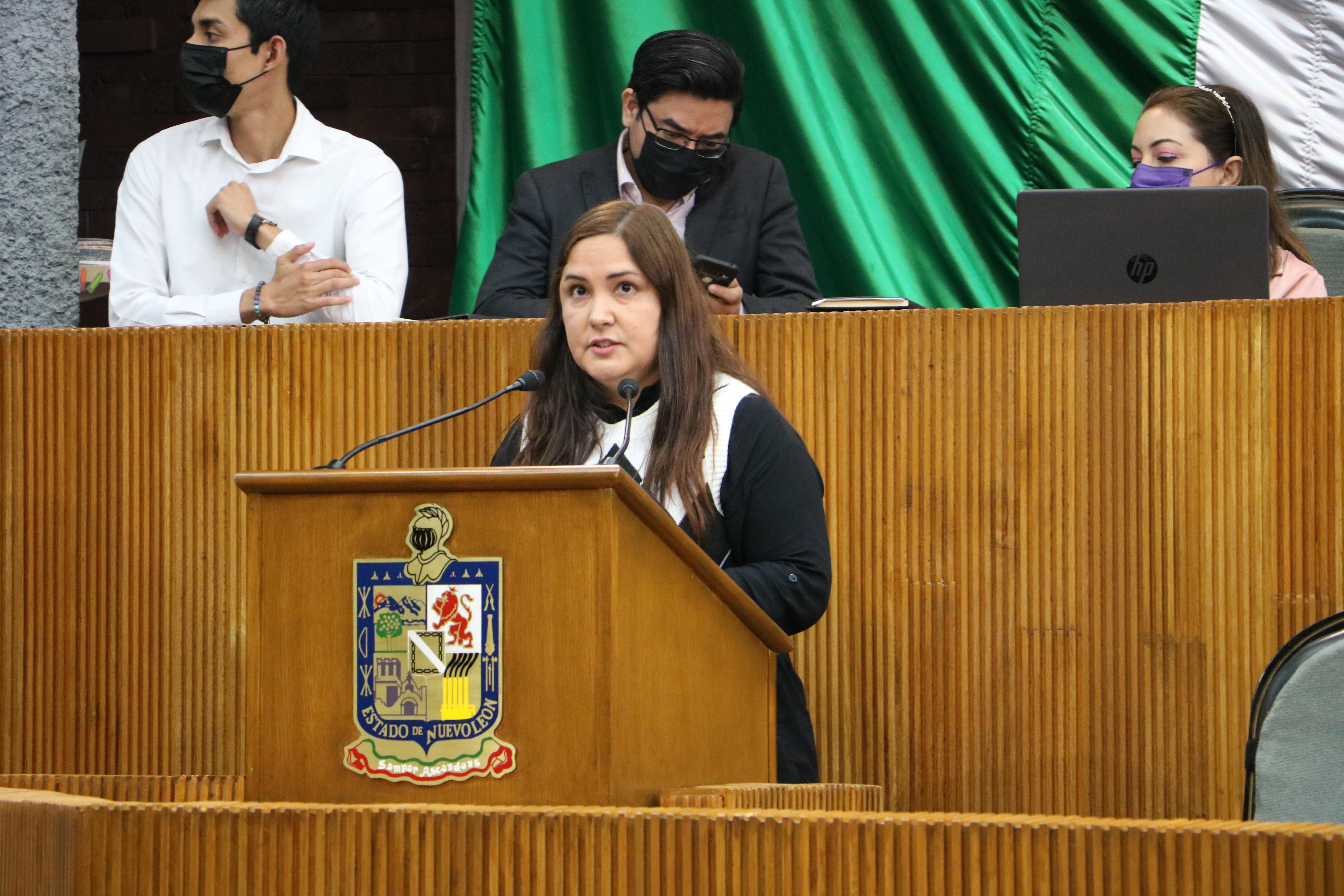 Jessica Martínez solicita asegurar la cobertura universal de los programas estatales contra el cáncer. 