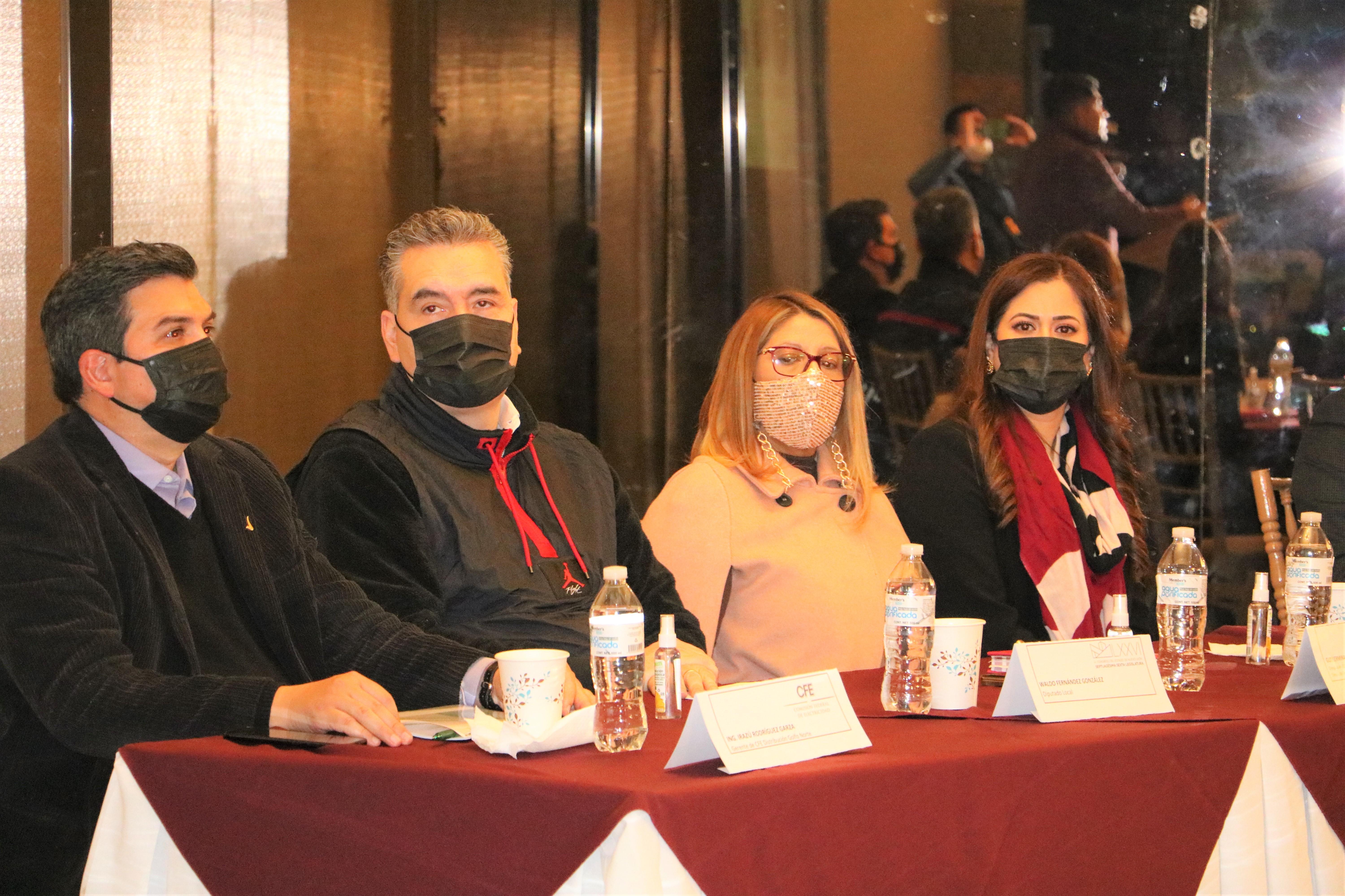 ORGANIZA BERENICE MARTÍNEZ ASAMBLEA INFORMATIVA SOBRE LA REFORMA ELÉCTRICA