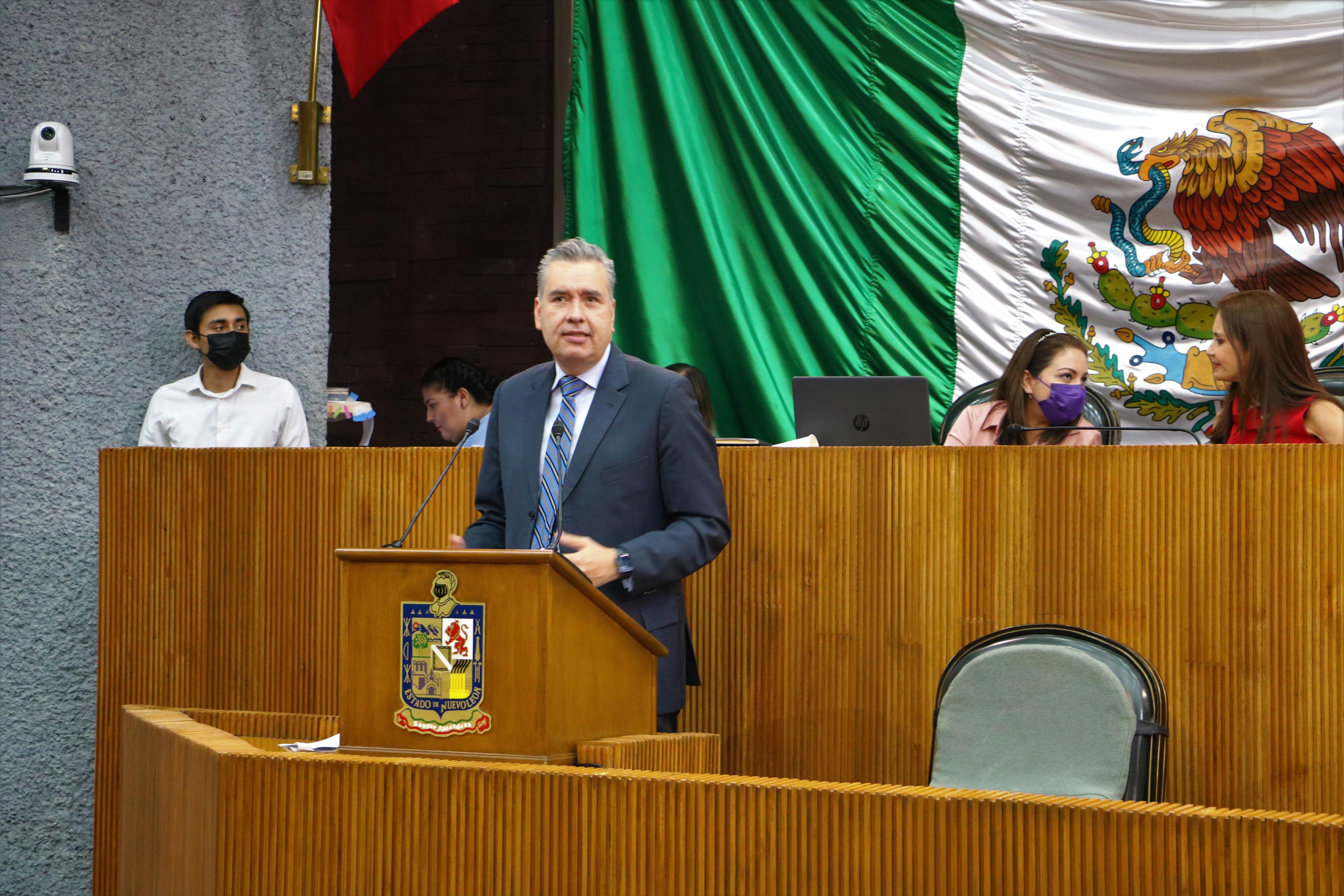 BUSCA WALDO FERNÁNDEZ TRANSPARENTAR PROCESOS PARA DOCENTES