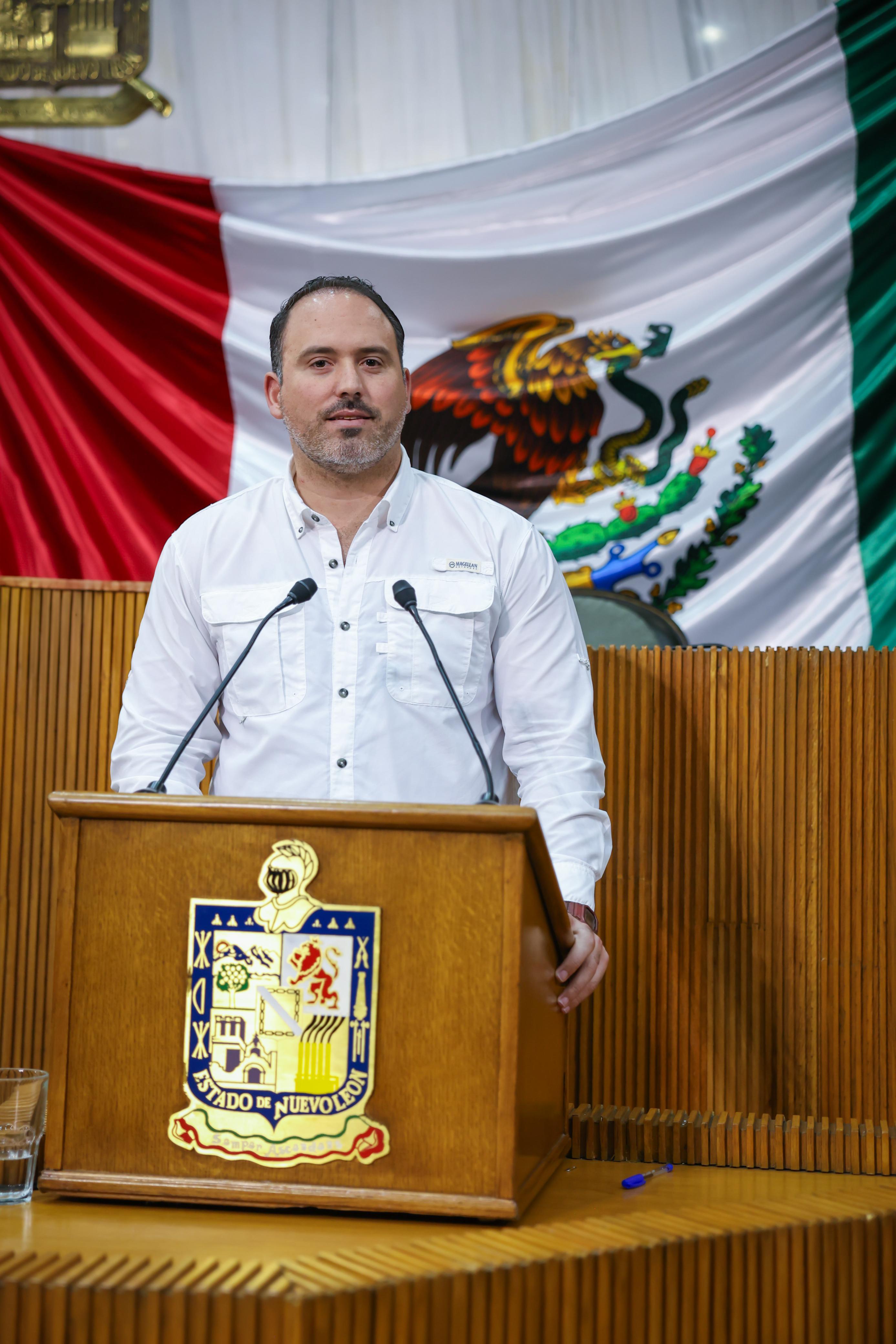 SOLICITA MARIO SOTO PUNTOS DE EXPEDICIÓN Y RECARGA DE TARJETAS; Y MÁS RUTAS PARA GARCÍA