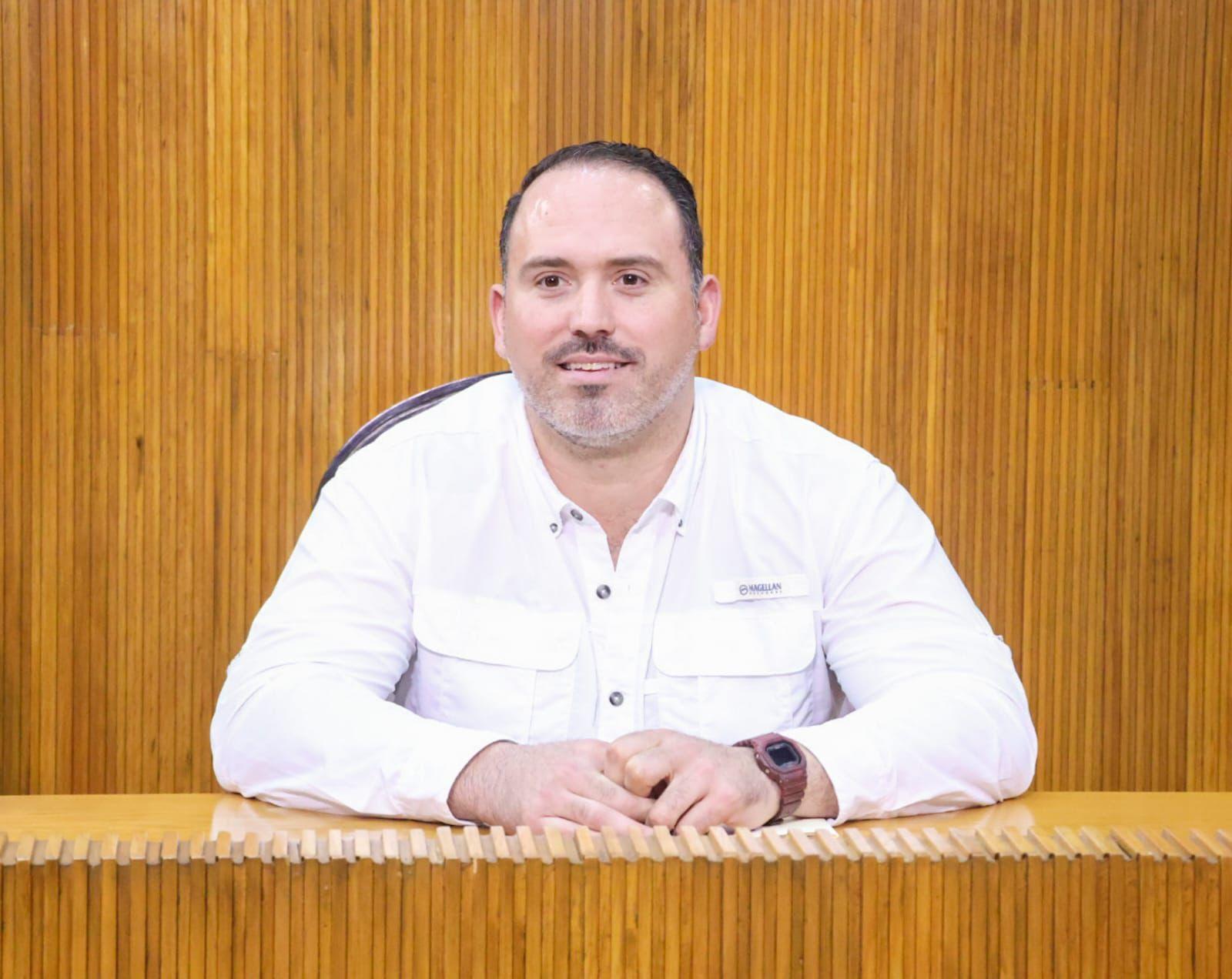 APOYARÁ MARIO SOTO CON BECAS DE TRANSPORTE A ESTUDIANTES DE GARCÍA Y SANTA CATARINA