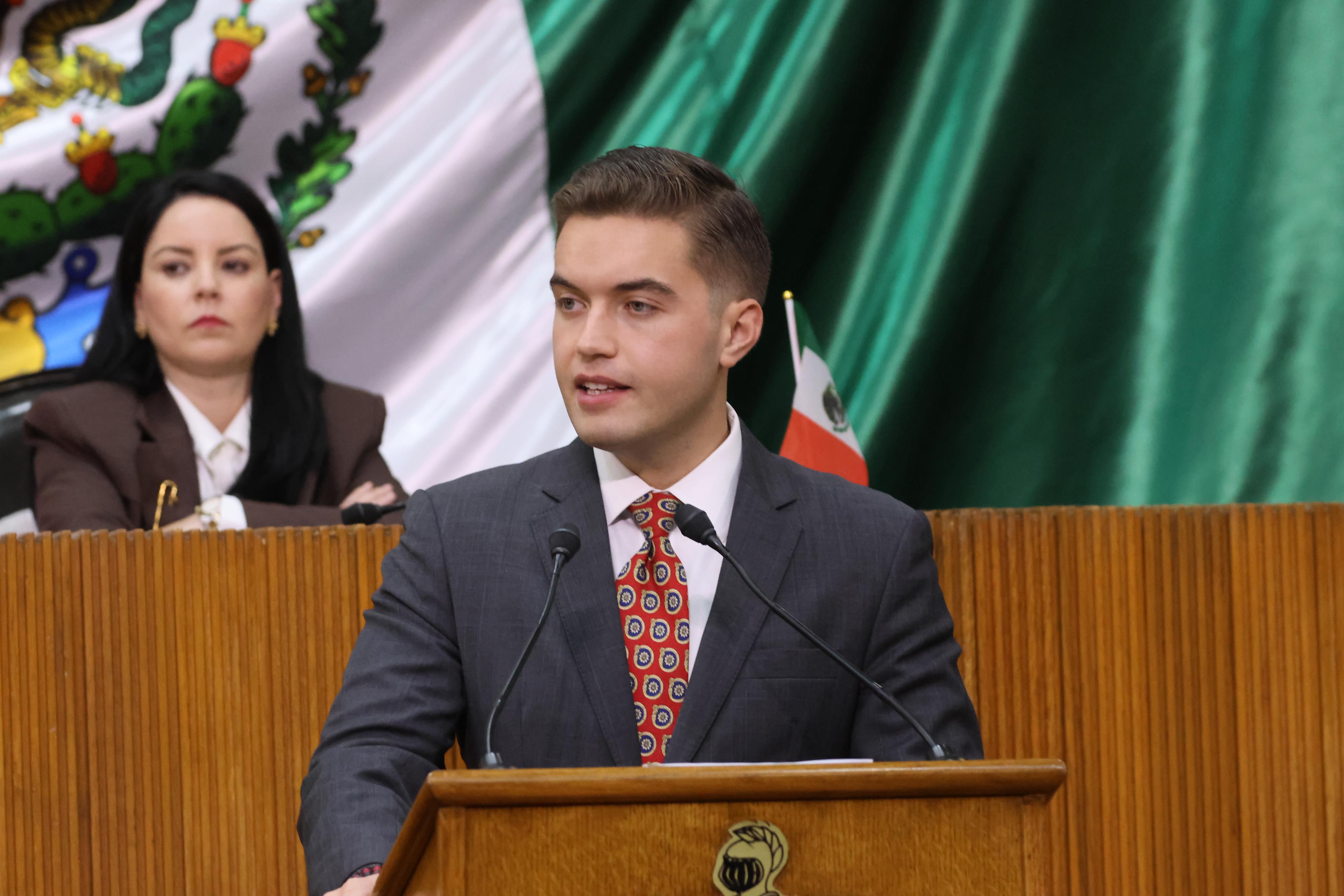 FELICITA JESÚS ELIZONDO EN CONGRESO A PRESIDENTA POR RETRASAR ARANCELES DE EUA