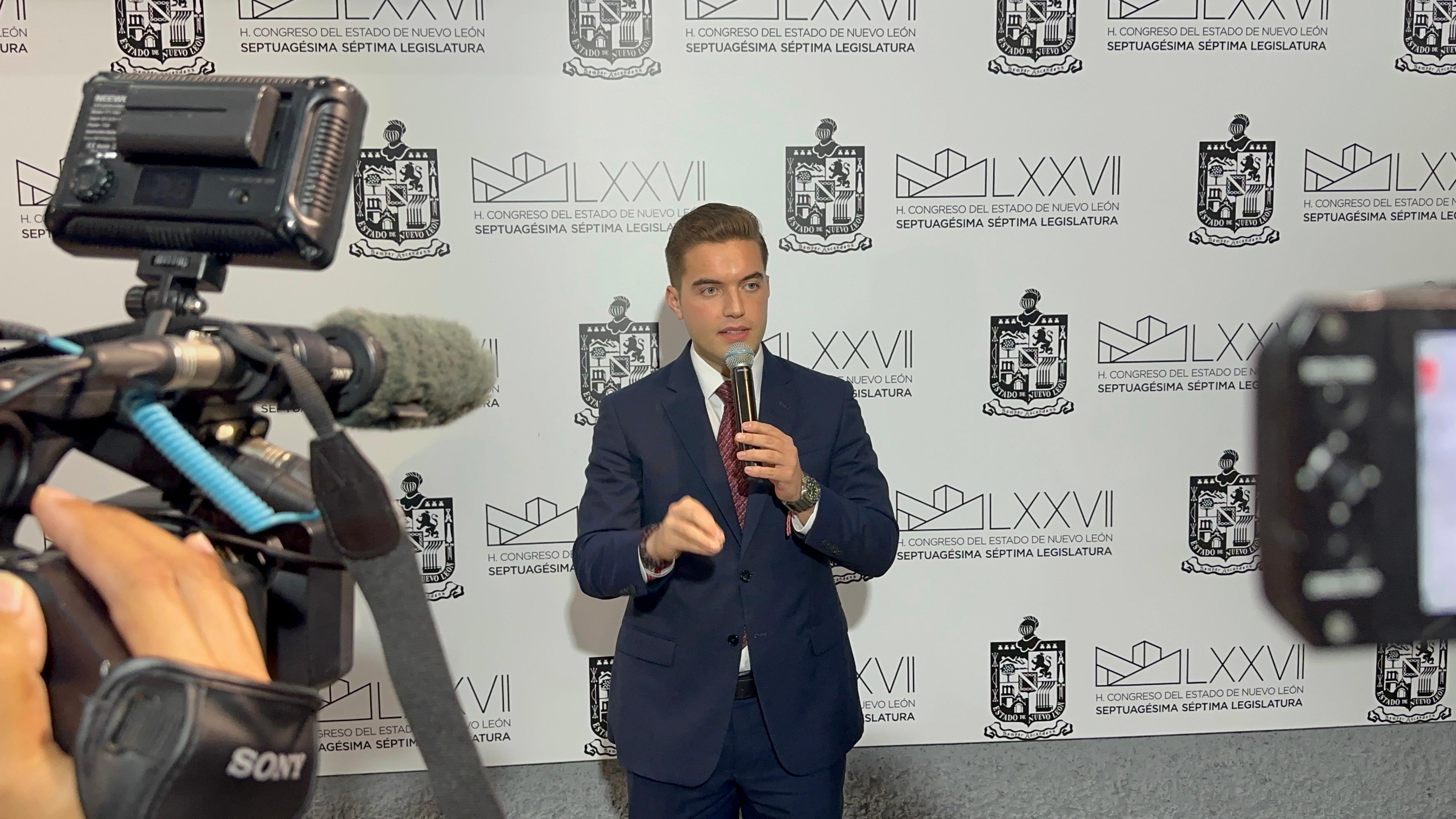 APRUEBAN EN COMISIONES INICIATIVA DE JESÚS ELIZONDO CONTRA EL GROOMING