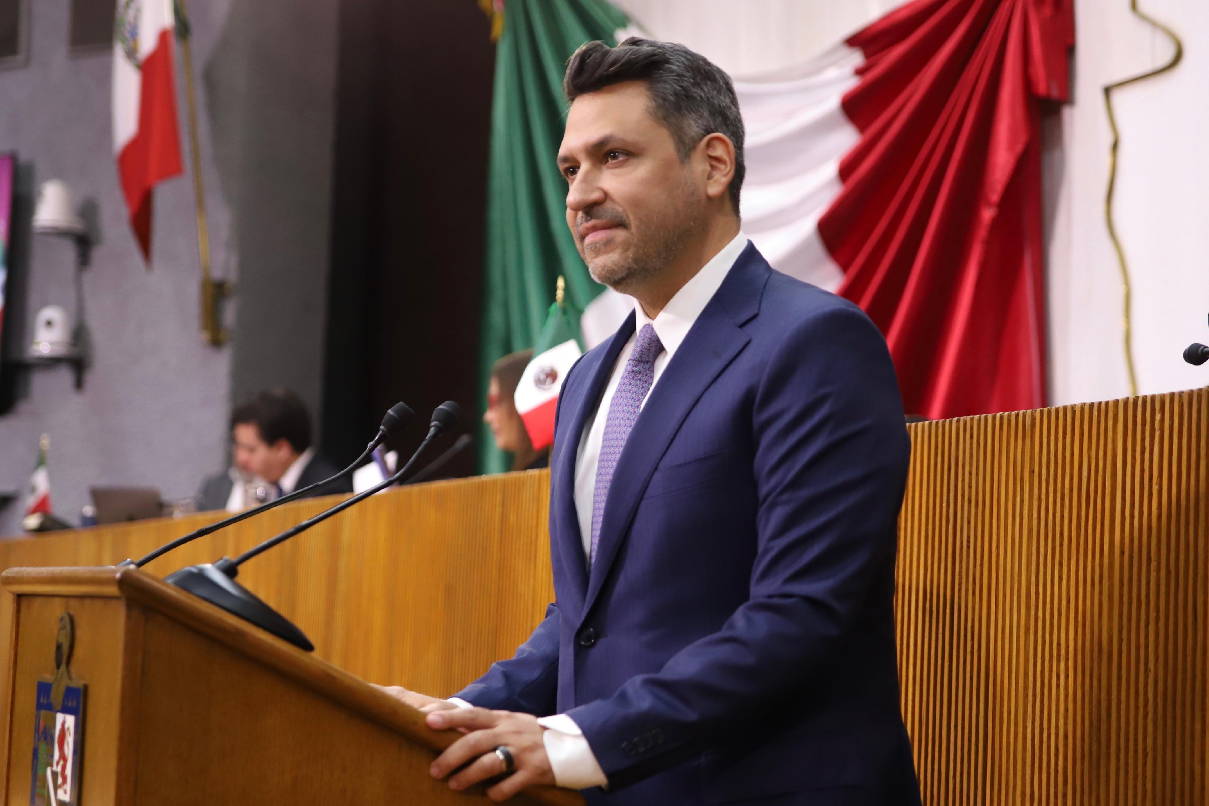 PROPONE TOMÁS MONTOYA CONTROL PARENTAL OBLIGATORIO EN REDES SOCIALES PARA MENORES DE 15 AÑOS