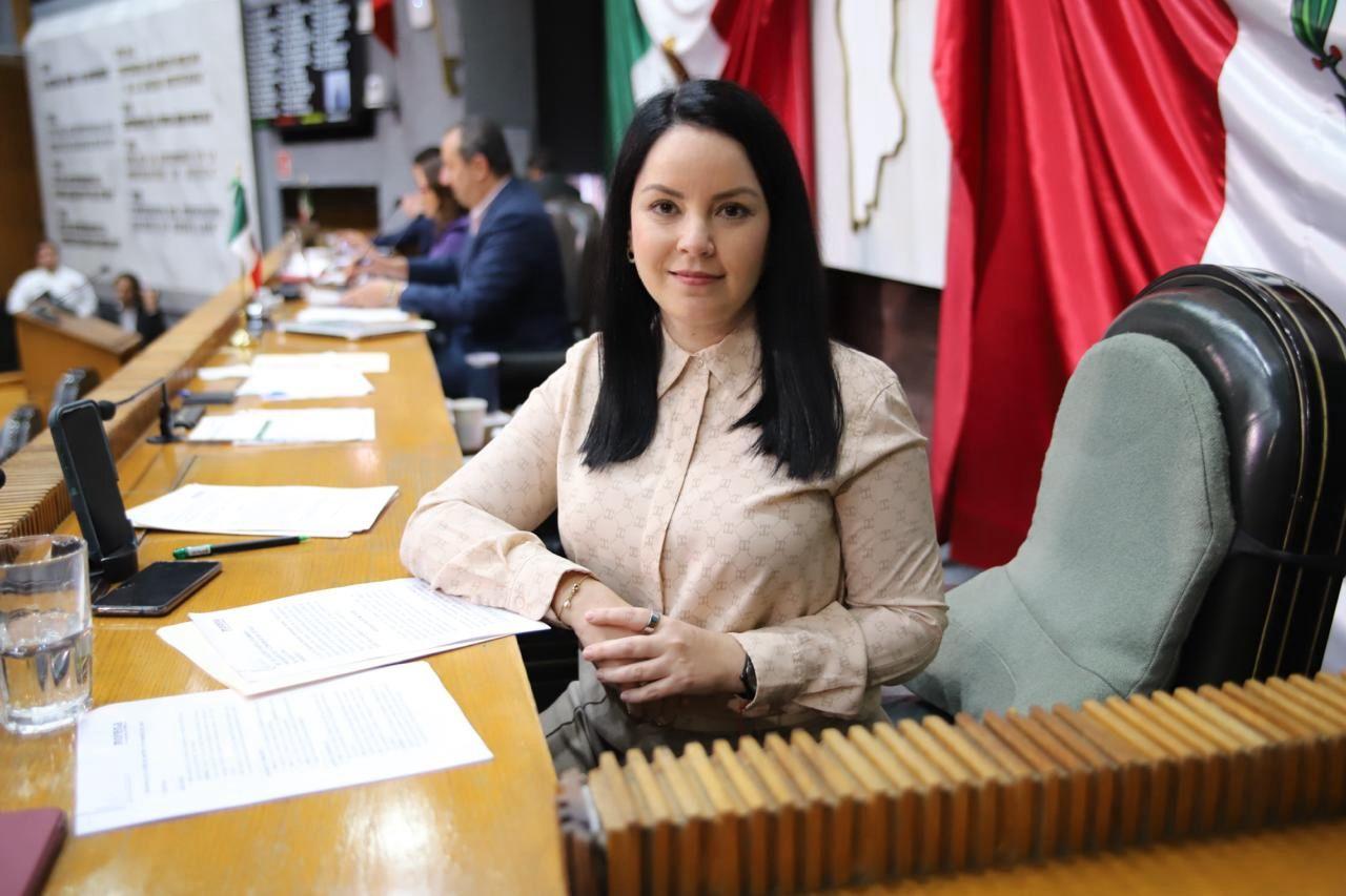 PROPONE BRENDA VELÁZQUEZ PAGO CON TARJETA BANCARIA EN TRANSPORTE PÚBLICO EN NL