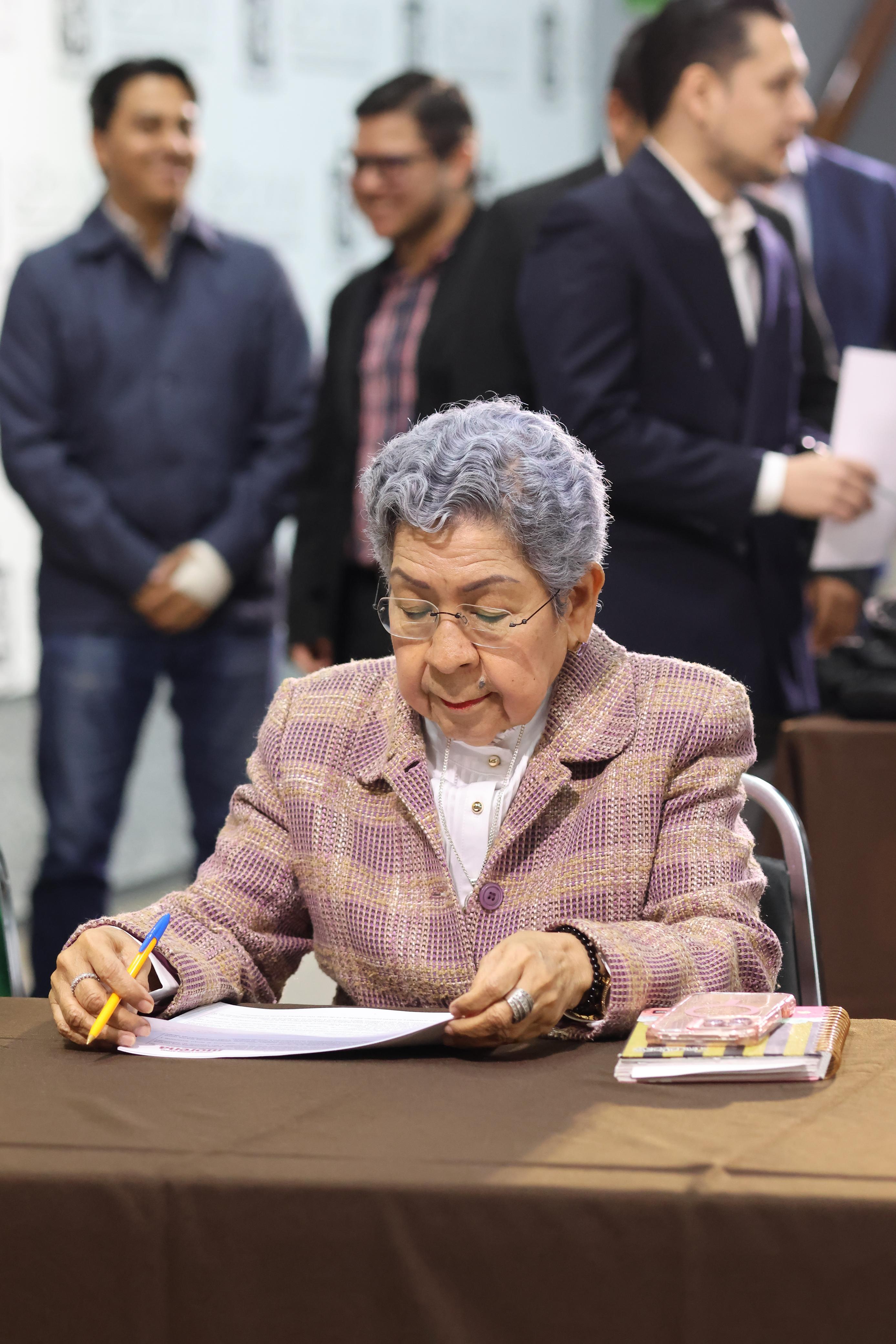 PROMUEVE REYNA REYES TRASLADOS MÉDICOS ADECUADOS PARA HABITANTES DE ZONA PERIFÉRICA Y RURAL DE NL