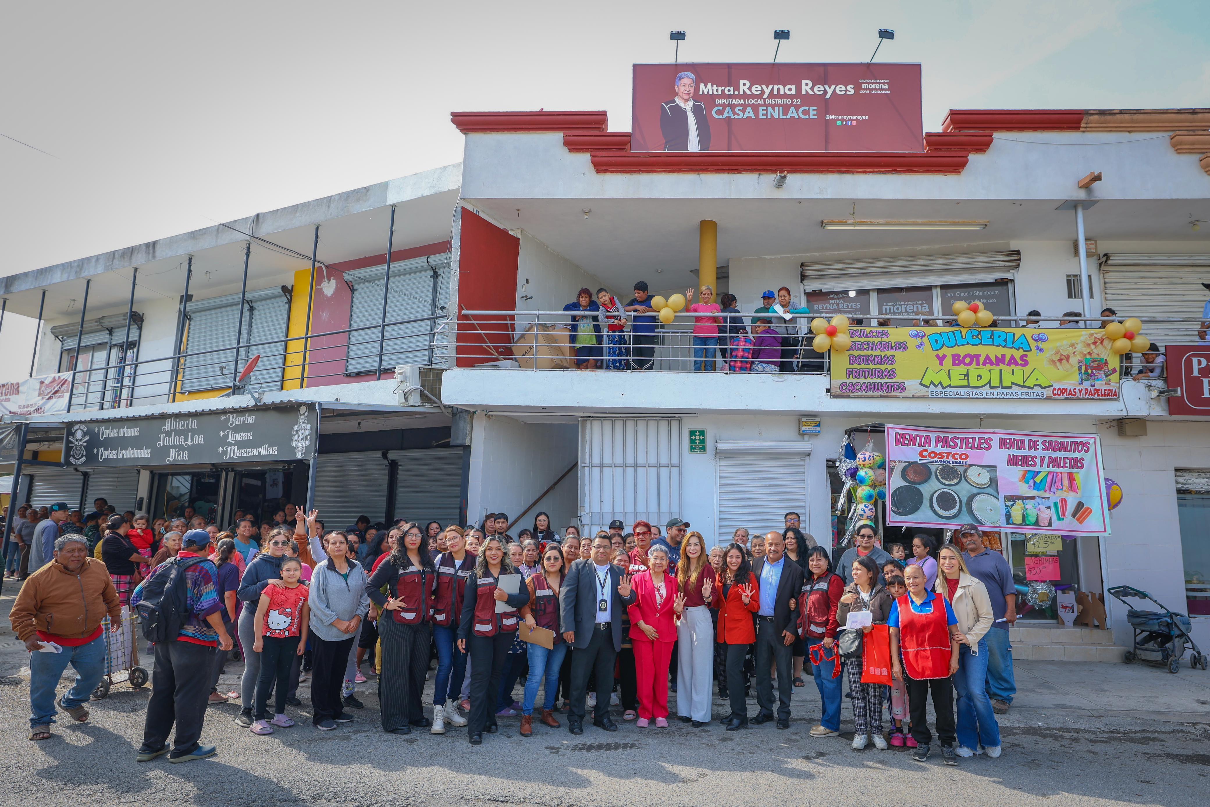 INAUGURA REYNA REYES OFICINA DE GESTORÍA EN JUÁREZ