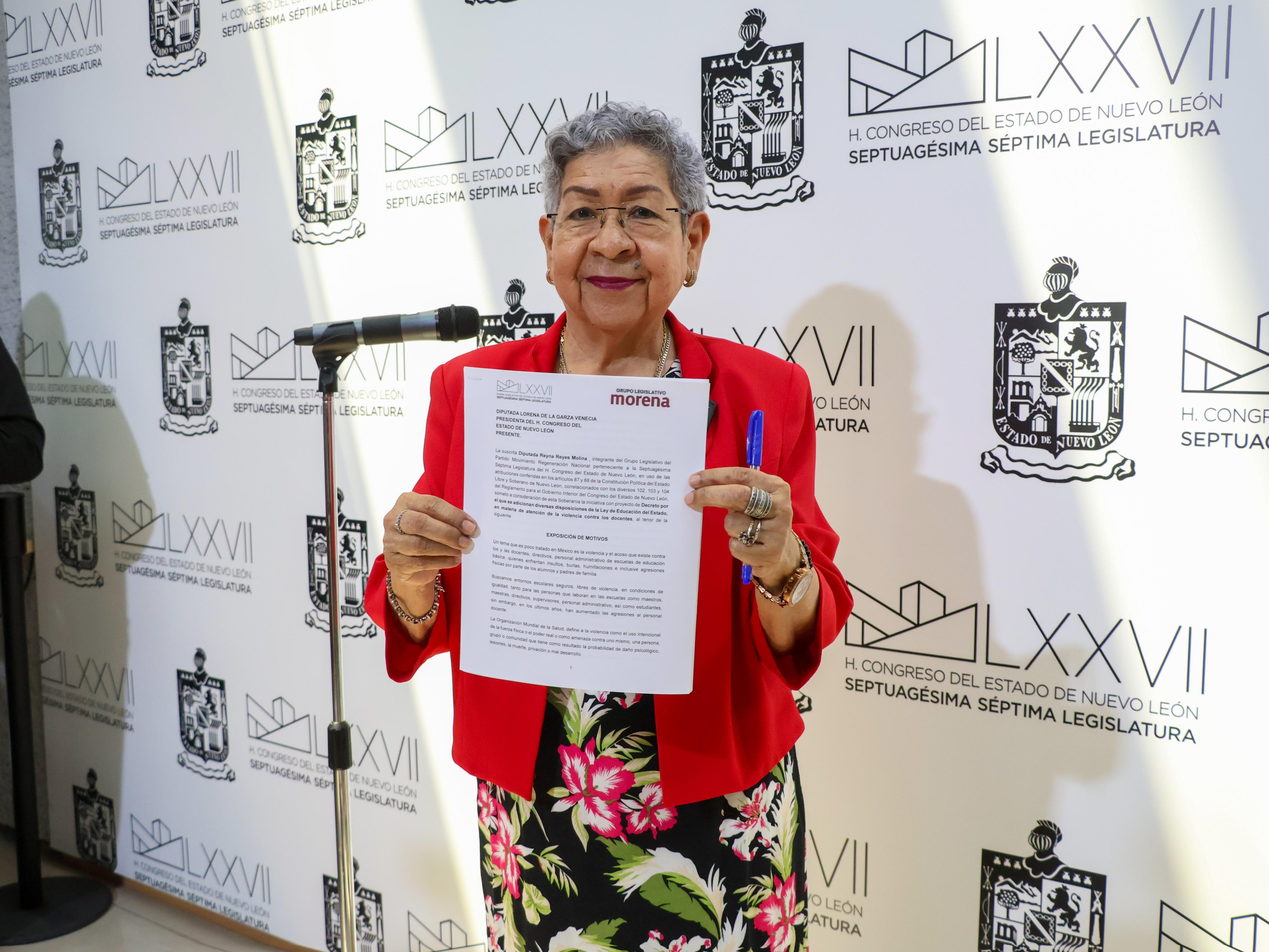 BUSCA REYNA REYES PROTOCOLO DE ATENCIÓN SALUD MENTAL A  DOCENTES QUE SUFREN VIOLENCIA