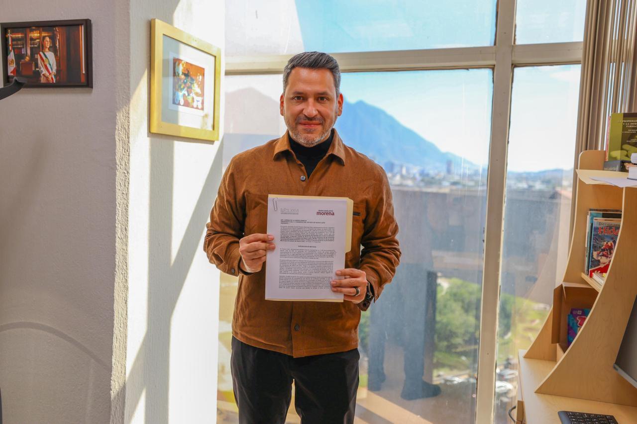 PROMUEVE TOMÁS MONTOYA ESTACIONAMIENTOS EXCLUSIVOS GRATUITOS PARA ADULTOS MAYORES