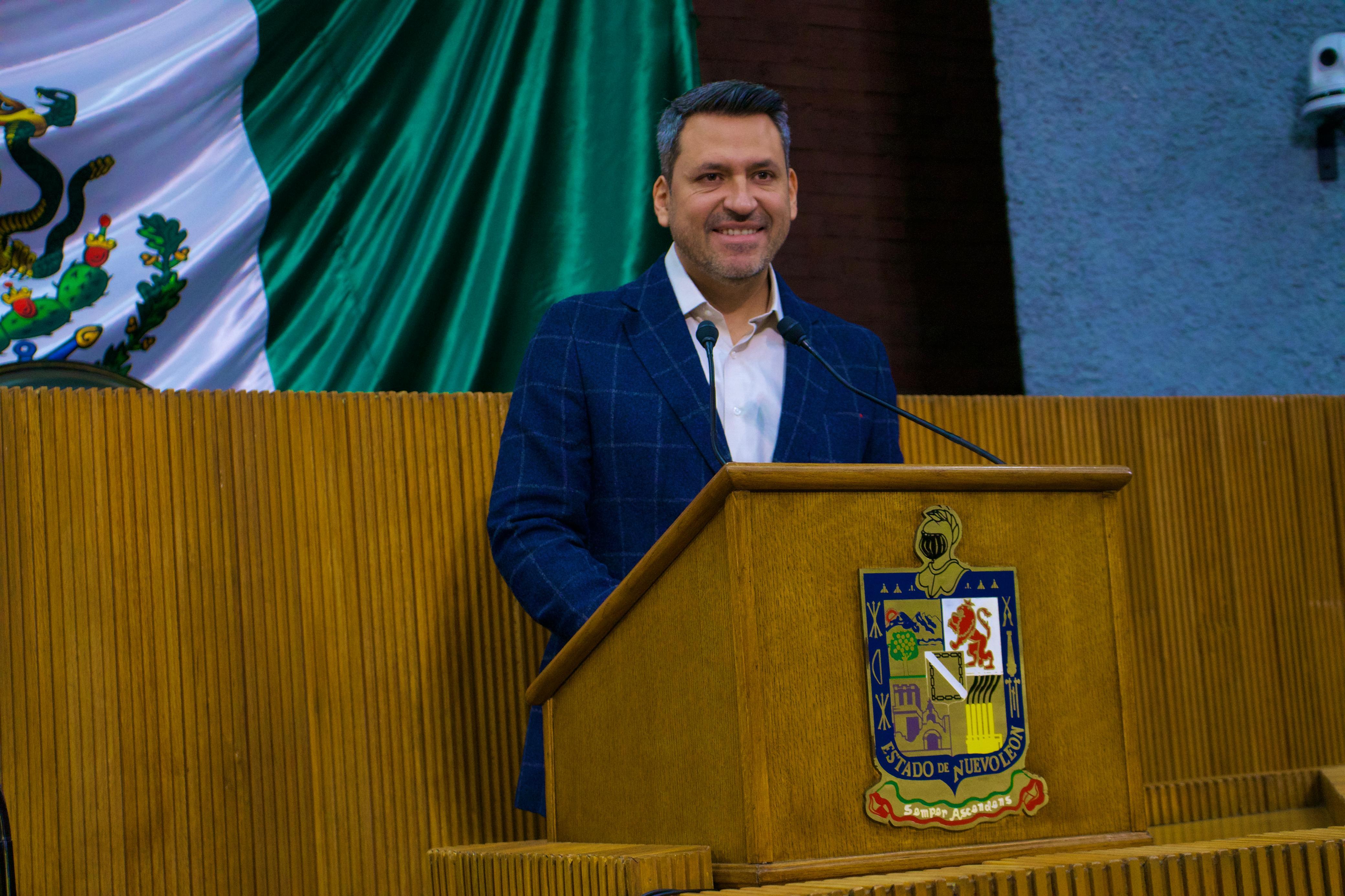 IMPULSA TOMÁS MONTOYA EXENCIÓN DE ISN A EMPRESAS QUE APOYEN EL TRANSPORTE A TRABAJADORES