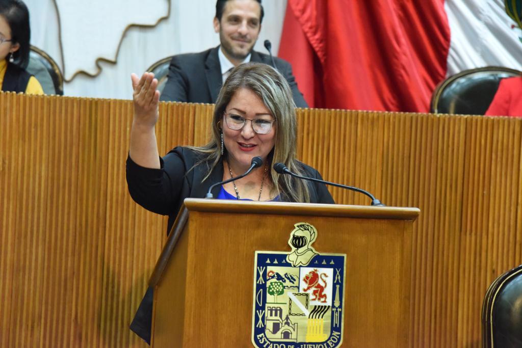Presenta Diputada Celia Alonso exhorto a autoridades de Salud para ofrecer atención especializada a Adultos Mayores