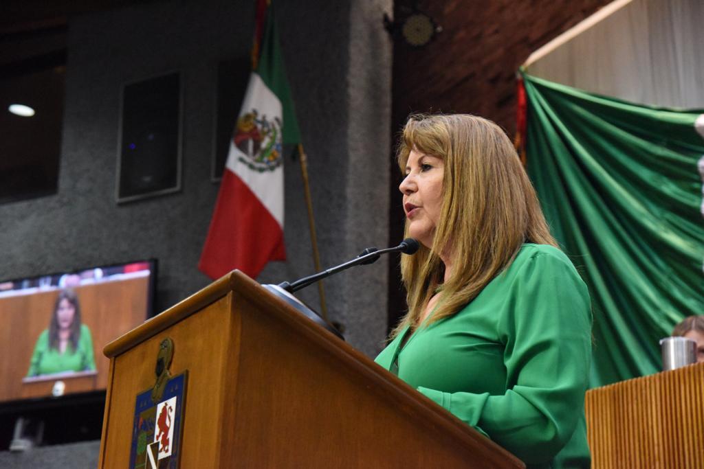 Exhorta Diputada Beatriz de los Santos Elizondo a Secretaria de Educación en el Estado, para que realice las acciones pertinentes ante el atraso presentado en la expedición de títulos y cédulas profesionales en el Estado