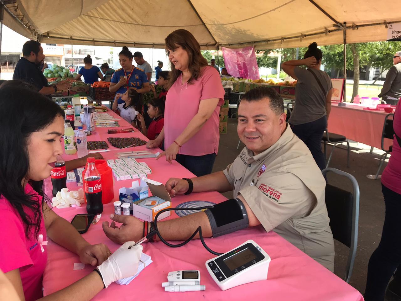 REALIZA DIPUTADA BEATRIZ DE LOS SANTOS BRIGADA MÉDICA EN LA  COL. PASEO DEL PRADO 