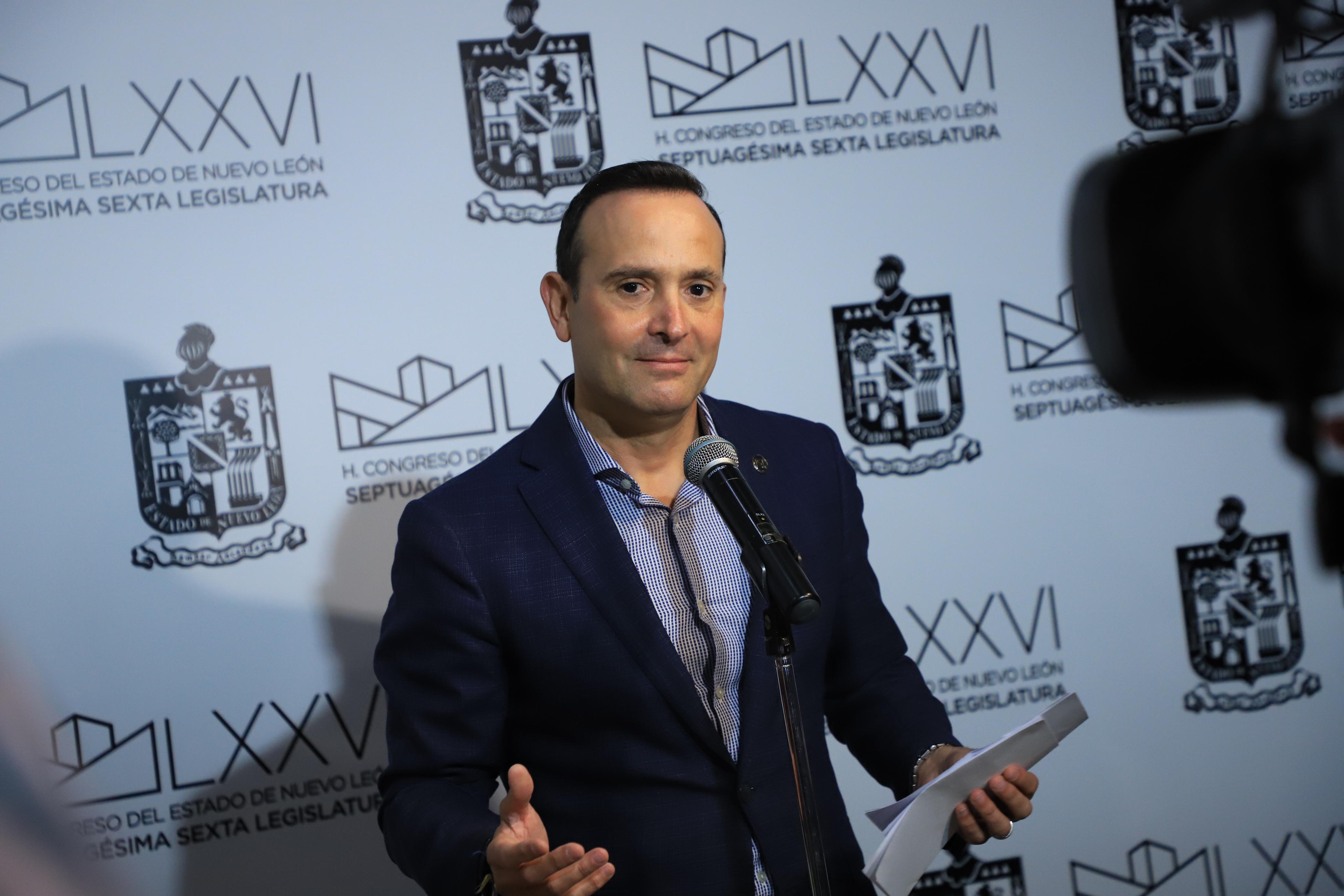 SOLICITA CARLOS DE LA FUENTE INFORMACIÓN FALTANTE PARA PROYECTOS DE MOVILIDAD