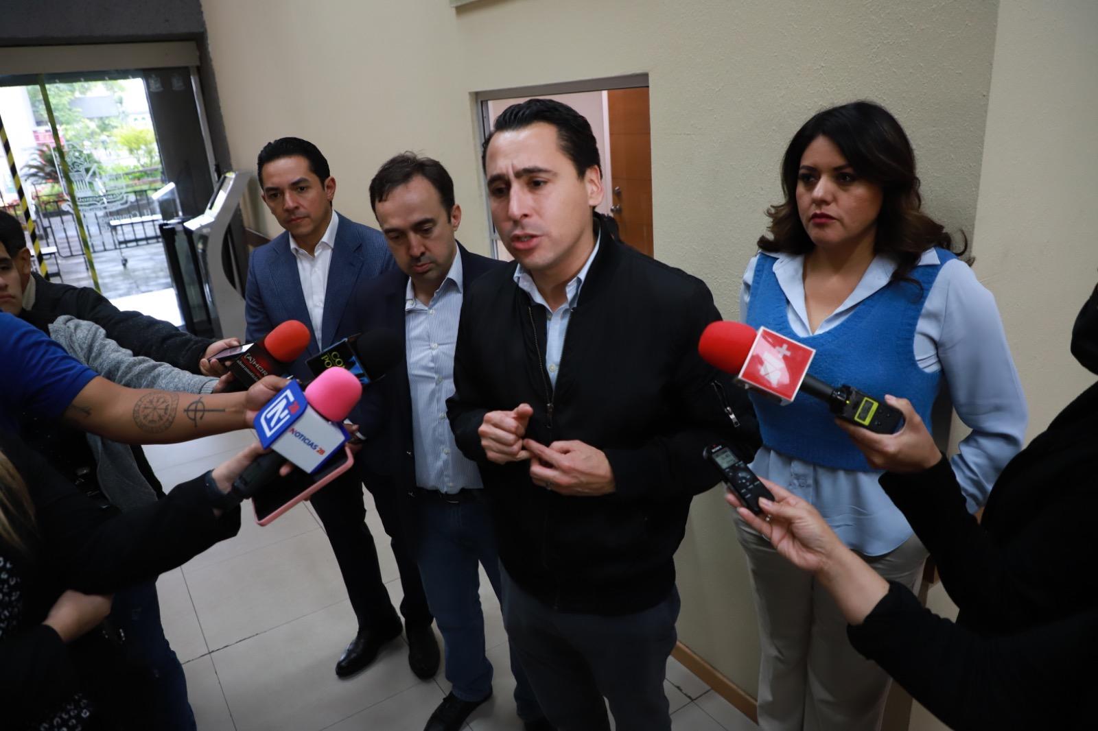 FIJA CANDADOS PAN PARA TITULARES  DEL MEDIO AMBIENTE