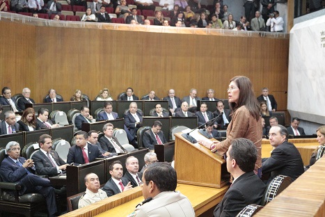 Llama Acción Nacional a un sano equilibrio de poderes