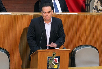 Asegura Alfredo Rodríguez que acabarán con rezago legislativo