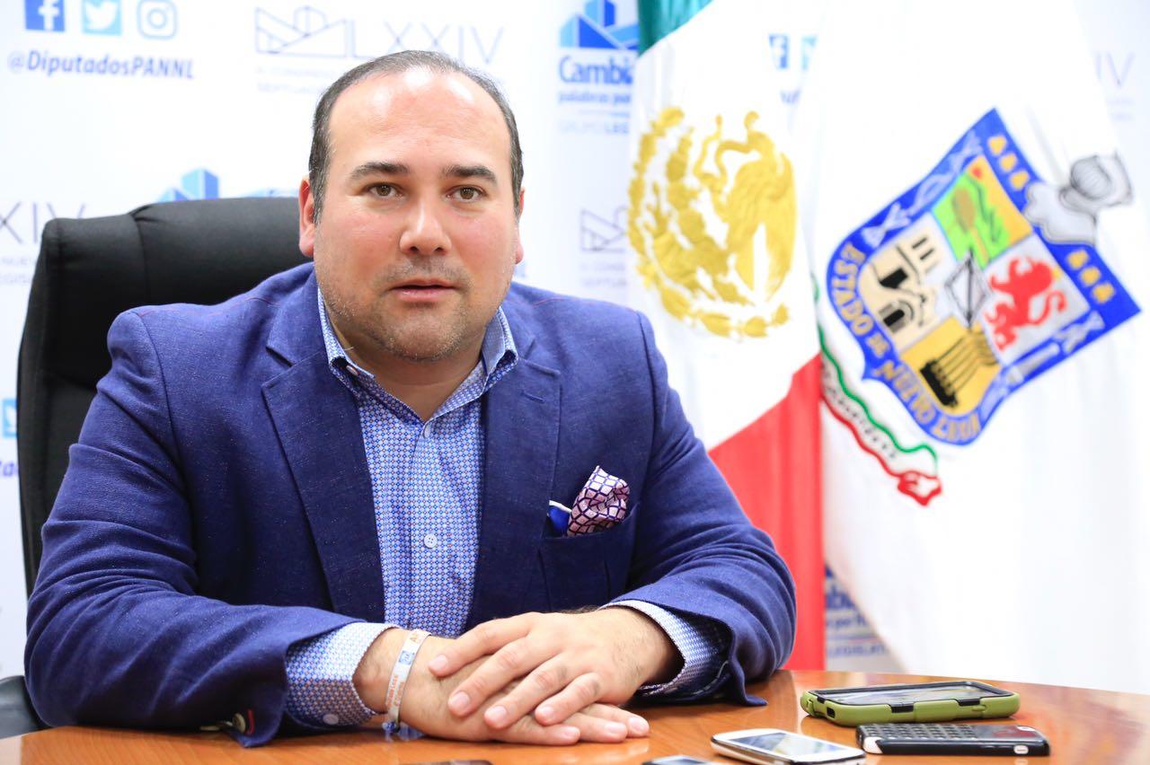 URGE ARTURO SALINAS A GOBIERNO  A CORREGIR EL RUMBO