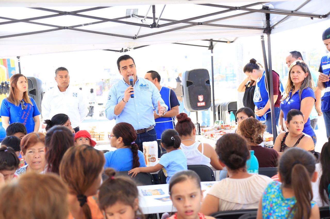 REALIZA  JESÚS  NAVA BRIGADA  CONTRA CONTAMINACIÓN