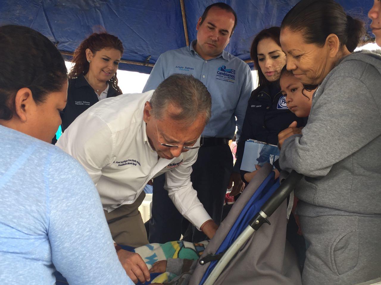 LLEVAN DIPUTADOS DEL PAN  BRIGADA MÉDICA A CADEREYTA