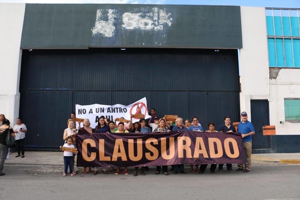 CLAUSURAN POR PARTIDA DOBLE  FAR WEST DEL MUNICIPIO DE GUADALUPE
