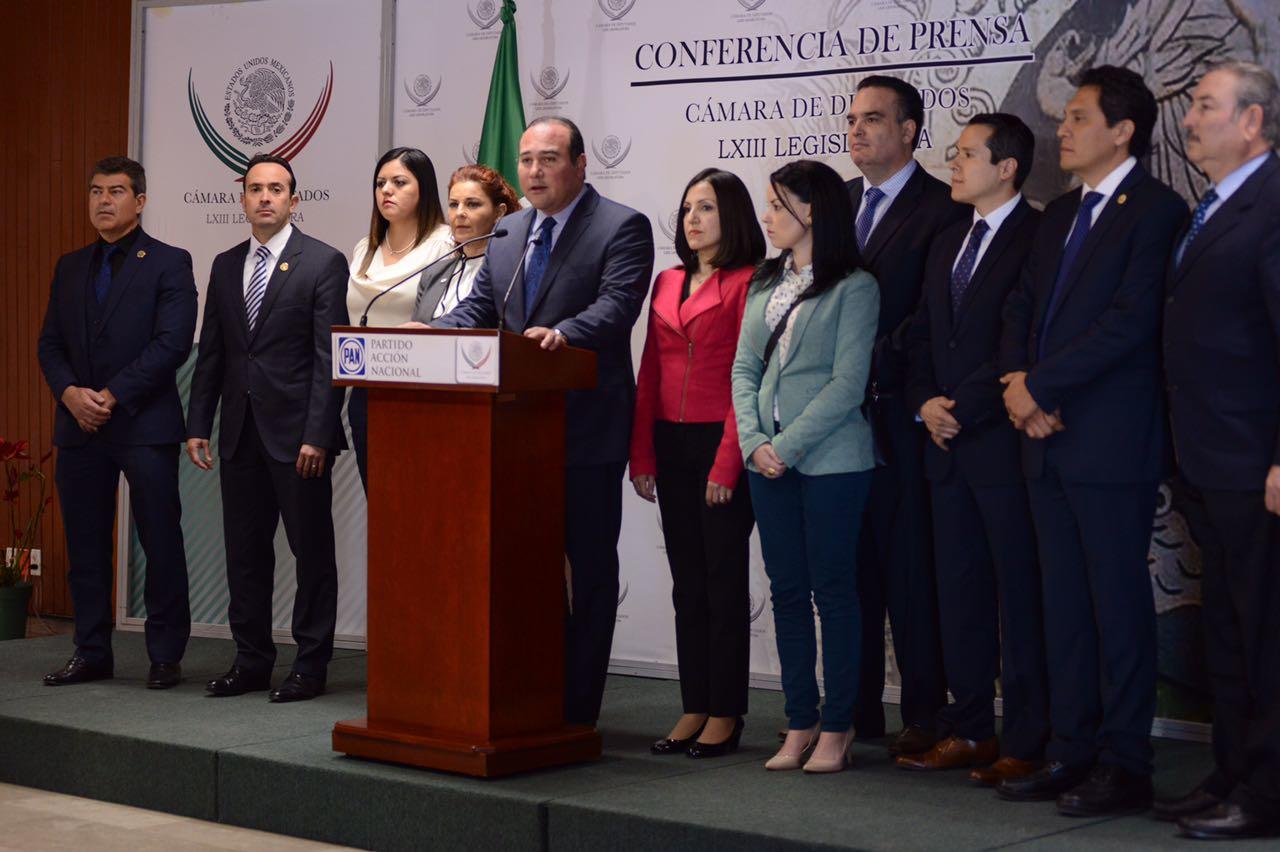 GOBERNADOR ÚNICO CULPABLE DE RETRASO DE LA LÍNEA 3 DEL METRO.- ACCIÓN NACIONAL