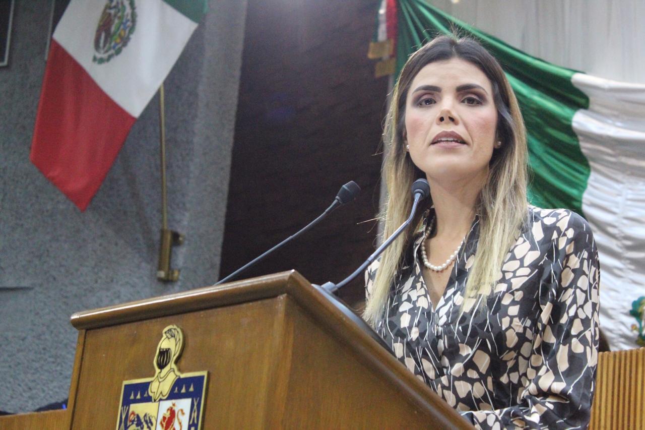 Busca PAN sea derecho constitucional decisión libre sobre educación de hijos