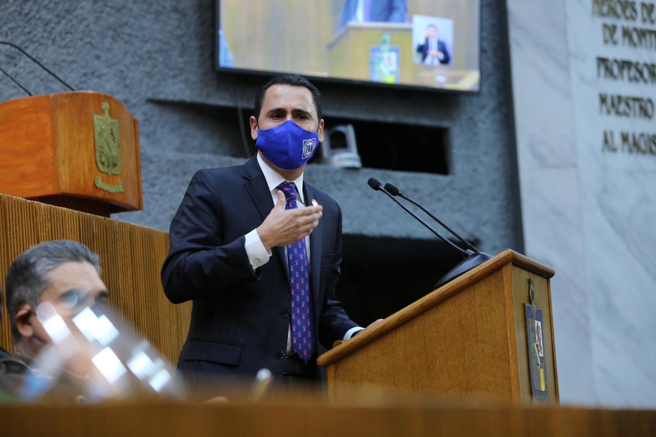 DESPERTEMOS AL GIGANTE