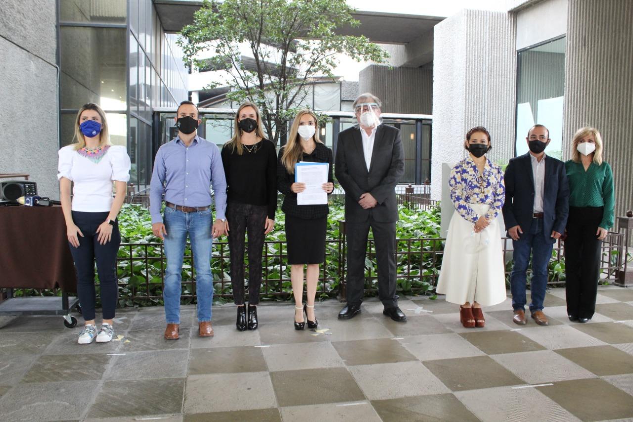 PLANTEA MARLENE BENVENUTTI CENTROS DE REEDUCACIÓN PARA AGRESORES