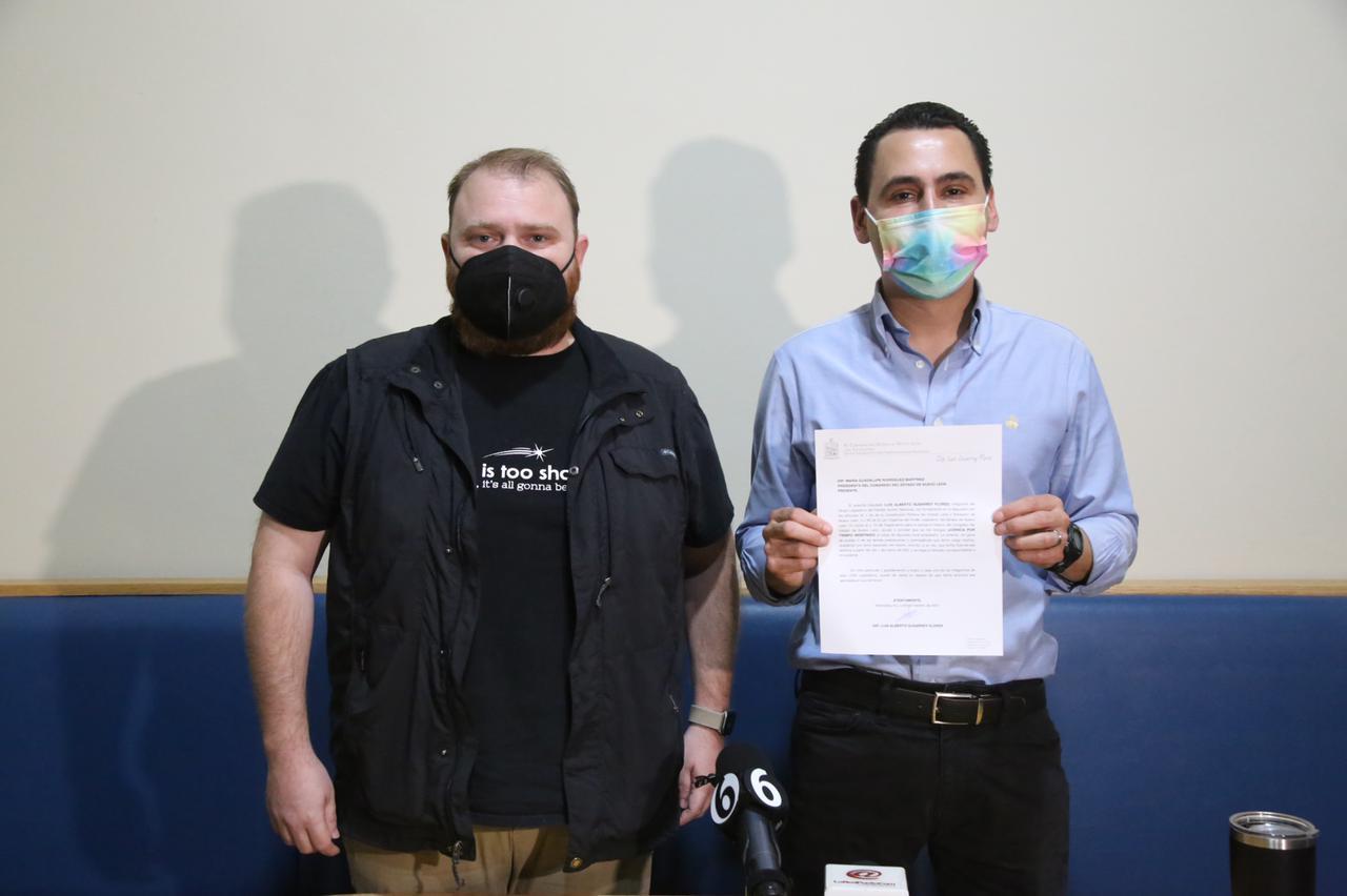 SOLICITA LICENCIA LUIS SUSARREY 