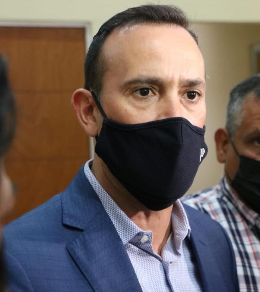 PADECE SAMUEL DE VICTIMIZACIÓN Y NARCISISMO: PAN