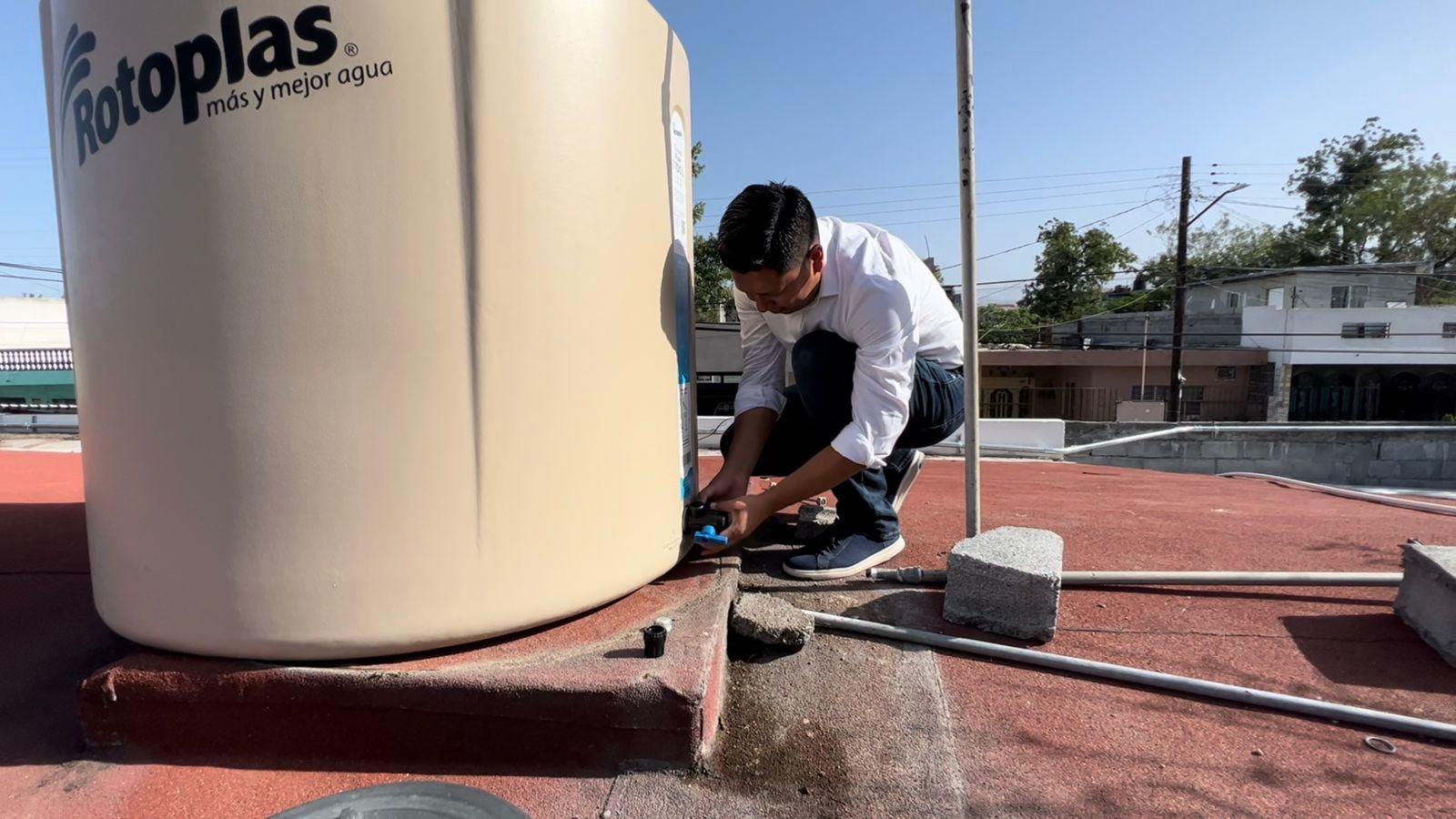 URGE FÉLIX ROCHA A GARANTIZAR ABASTO DE AGUA EN ESCUELAS.