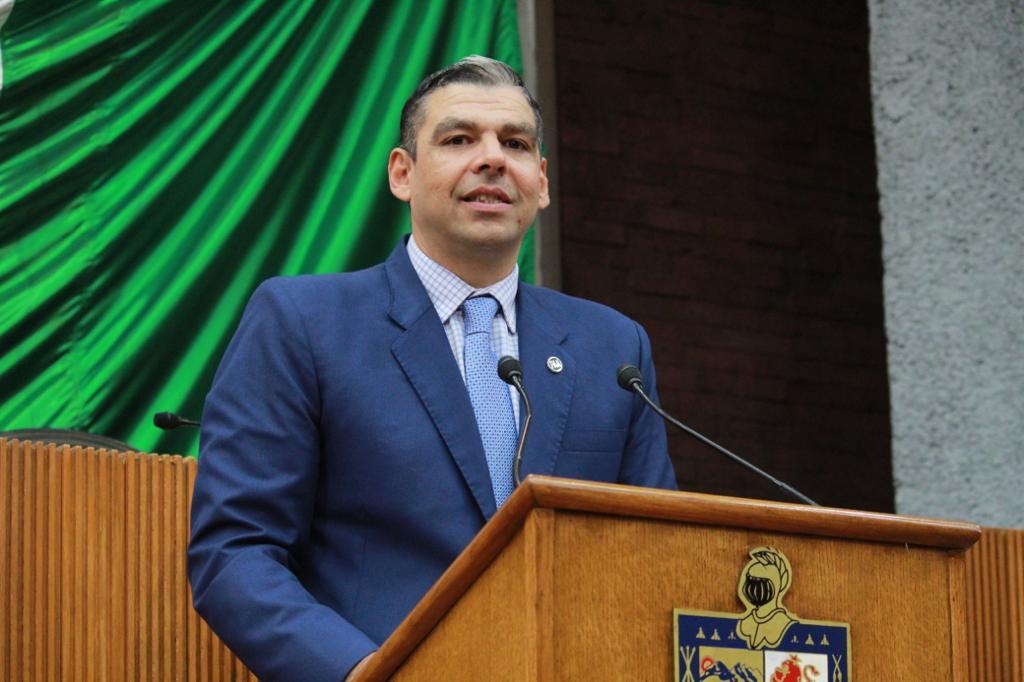 PIDE JESÚS GÓMEZ MAESTROS PARA MUNICIPIOS RURALES