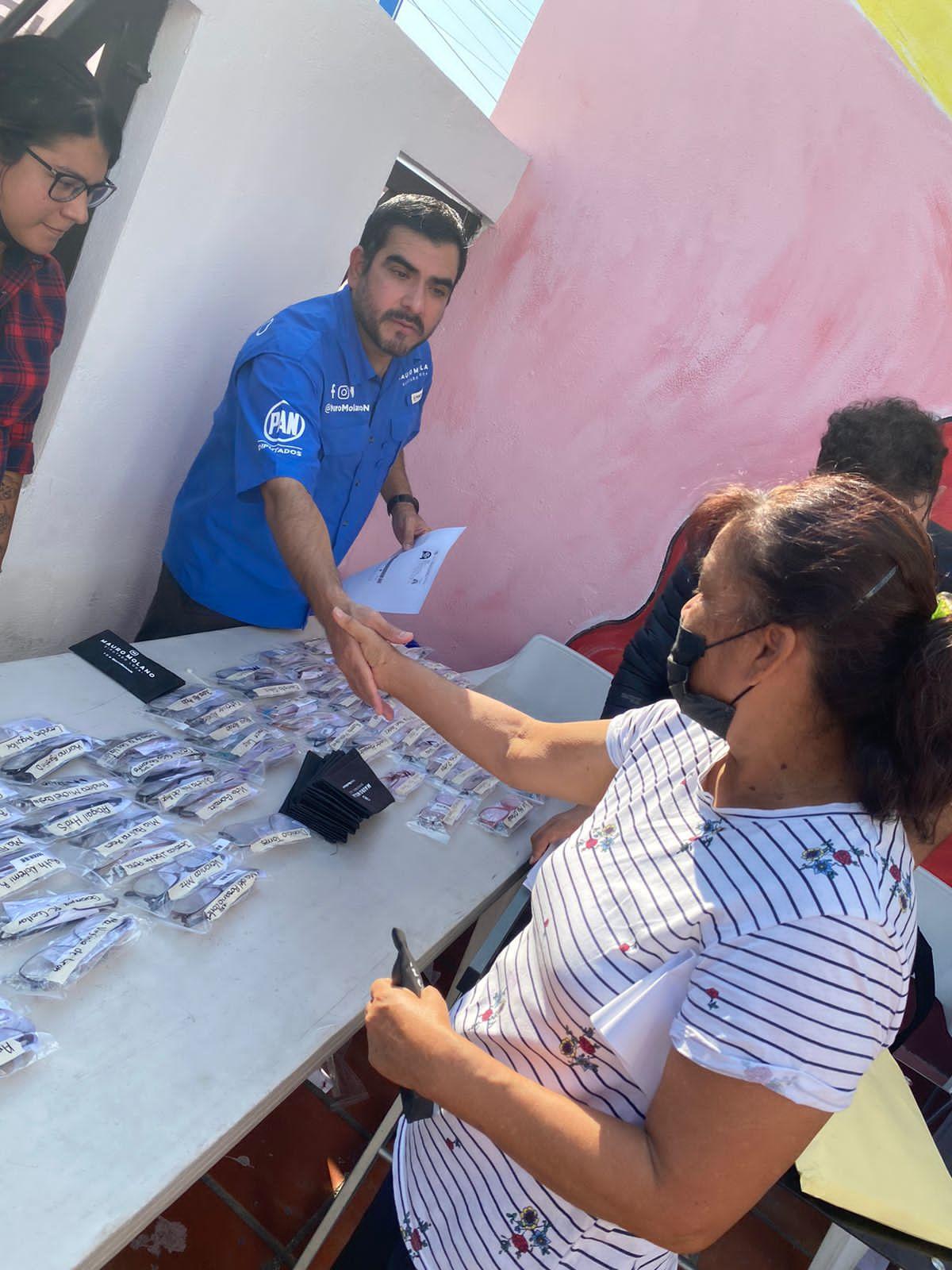 OFRECE MAURO MOLANO MEJOR CALIDAD DE VIDA CON LENTES GRATUITOS 