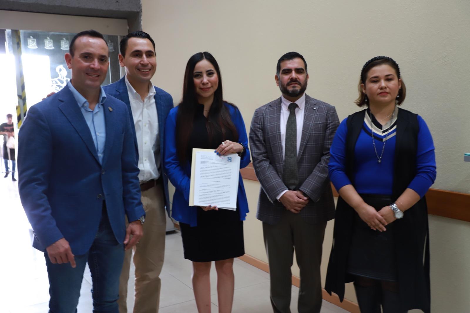 BUSCA PAN ELIMINAR SESGO POLÍTICO  DE TELEVISION Y RADIO OFICIAL