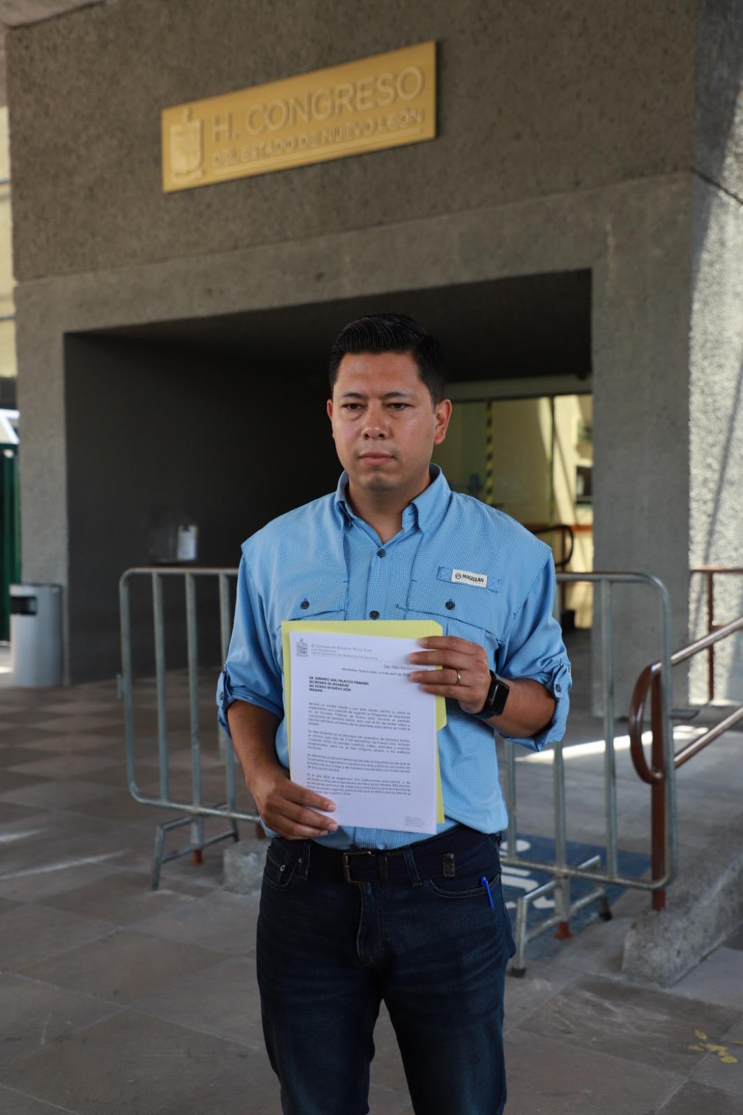 PIDE FÉLIX ROCHA RESGUARDAR ESCUELAS EN PERÍODO VACACIONAL 