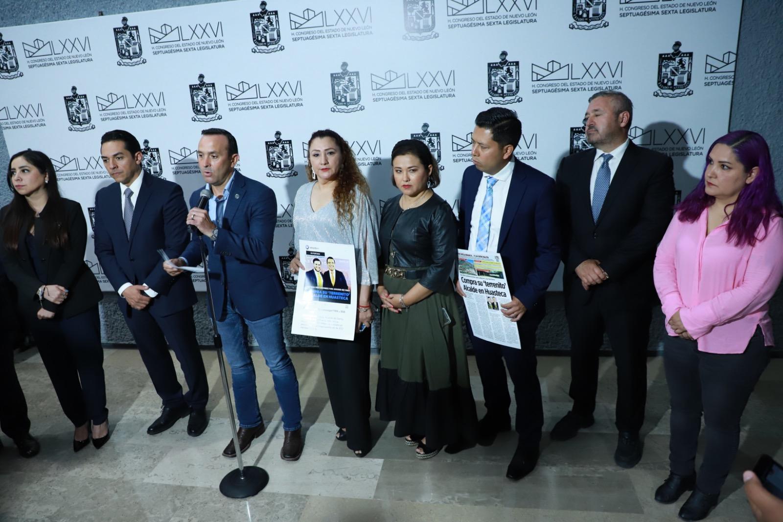 DENUNCIARÁN PAN Y PRI A ALCALDE DE SANTA CATARINA Y LE EXIGEN RENUNCIAR POR COMPRA MILLONARIA DE TERRENO