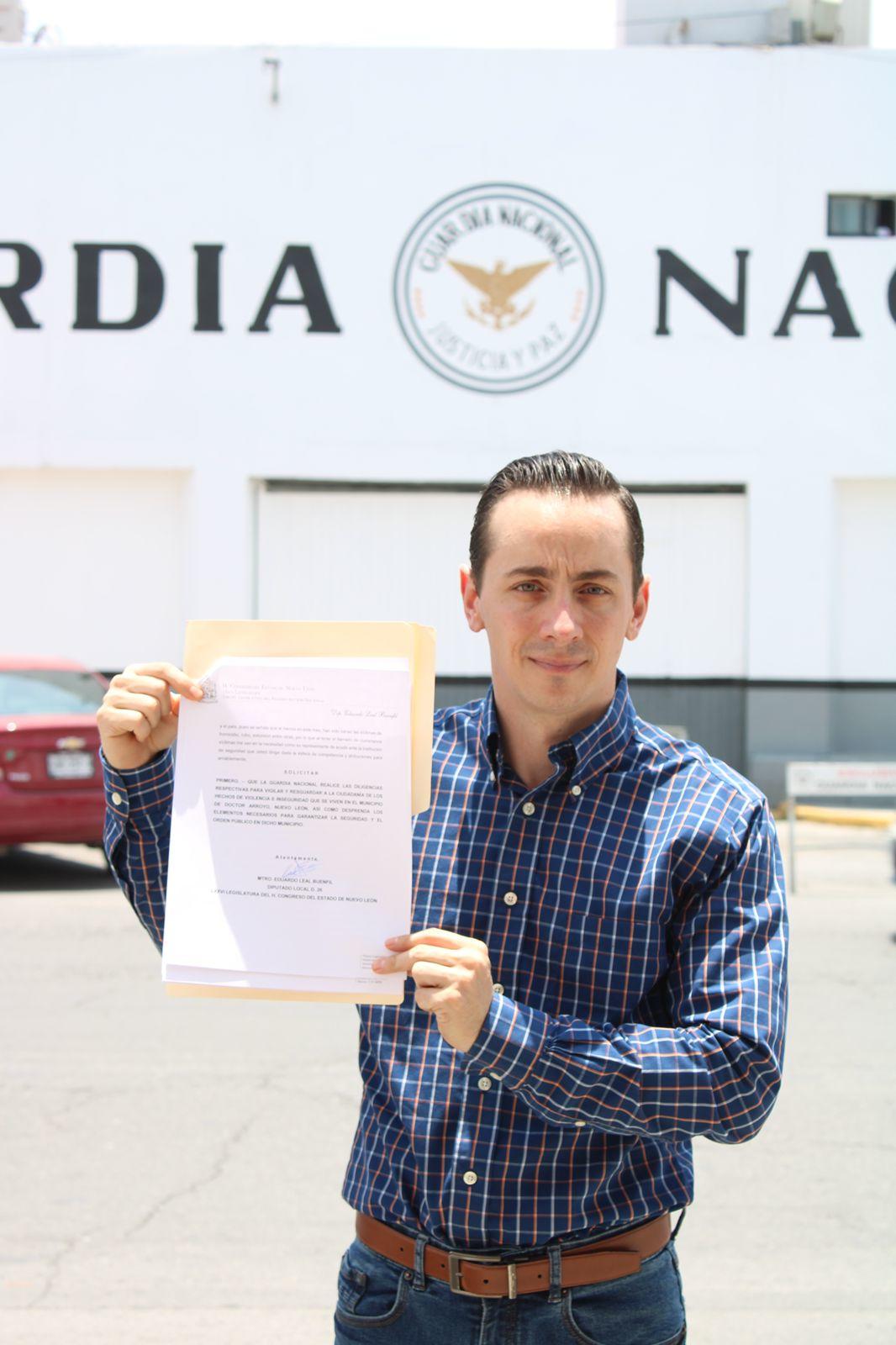 PIDE LALO LEAL REFUERZOS DE SEGURIDAD PARA DOCTOR ARROYO.