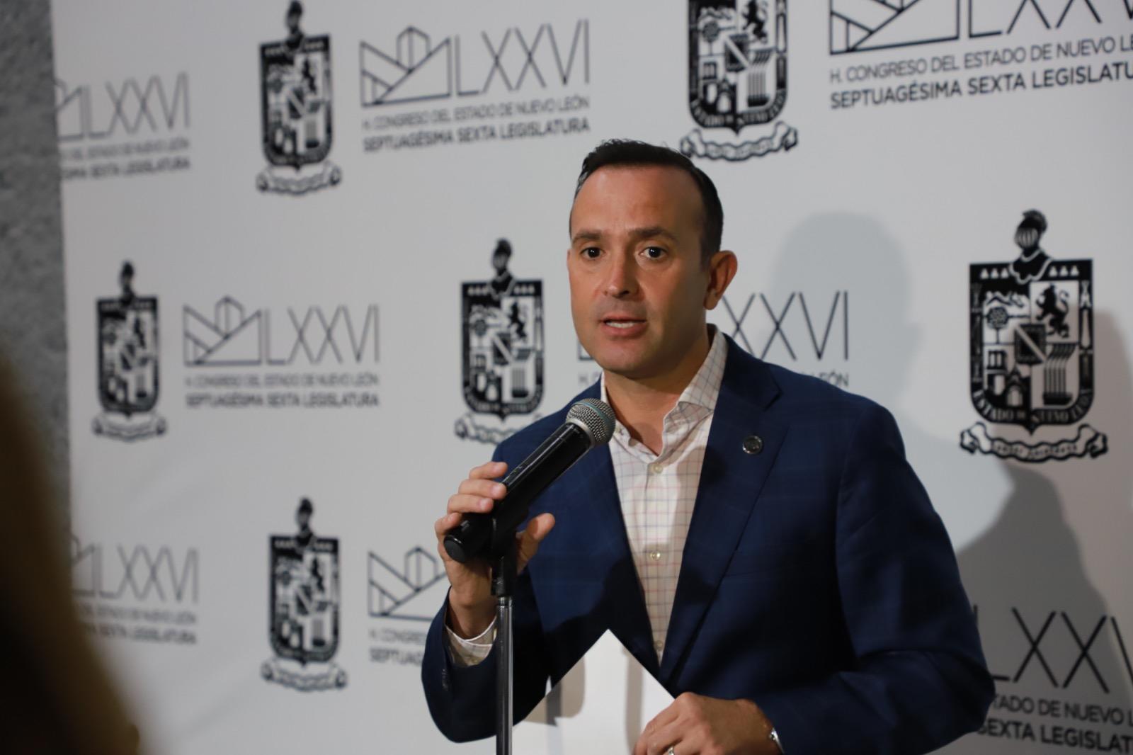 NO DEJAREMOS A UN LADO EL INCUMPLIMIENTO DE ACUERDOS DEL GOBERNADOR.- CARLOS DE LA FUENTE.